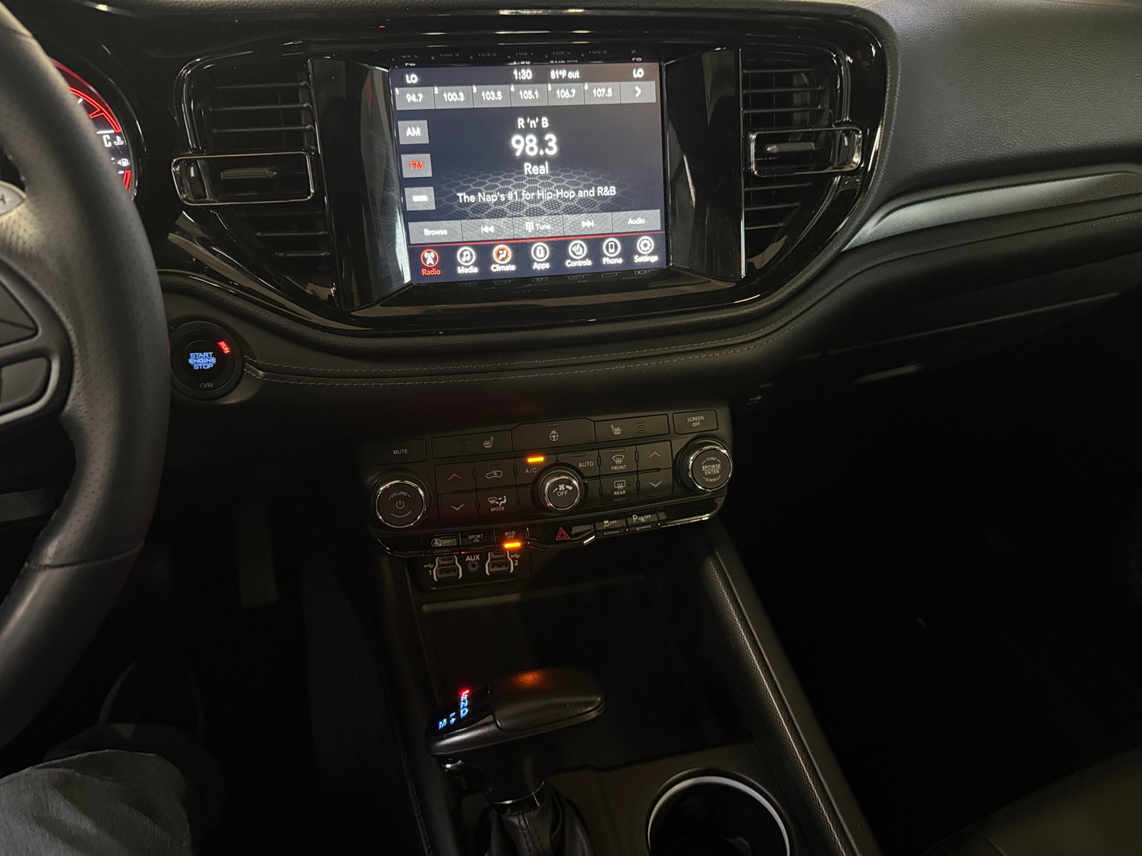 Thumbnail: 2022 Dodge Durango - 4