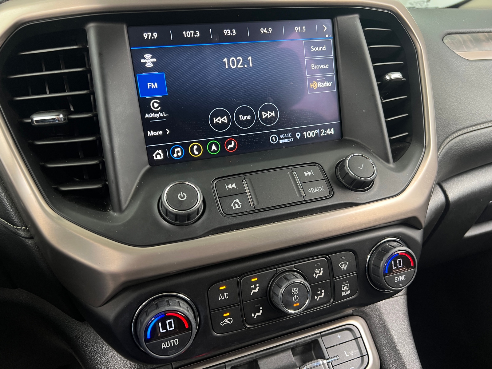 Thumbnail: 2021 GMC Acadia - 3
