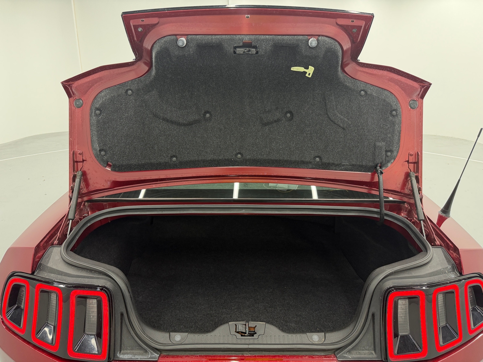 Thumbnail: 2014 Ford Mustang - 4