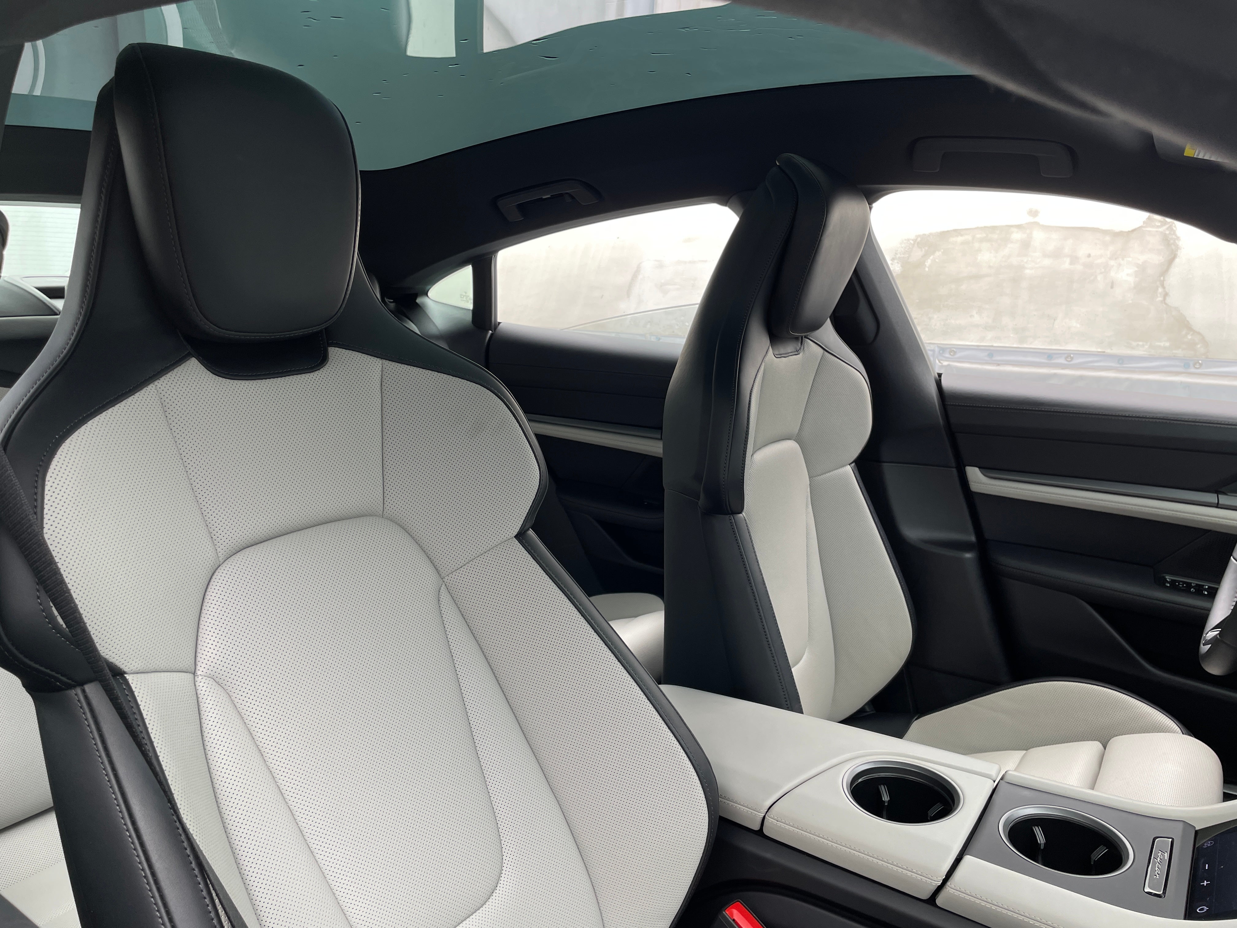 Used 2025 Porsche Taycan S with VIN WP0AB2Y1XSSA41141 for sale in Oak Creek, WI