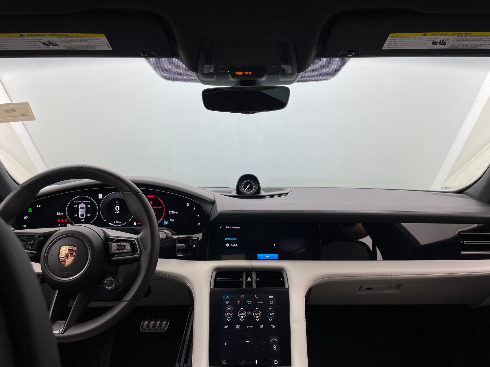 Thumbnail: 2025 Porsche Taycan - 2