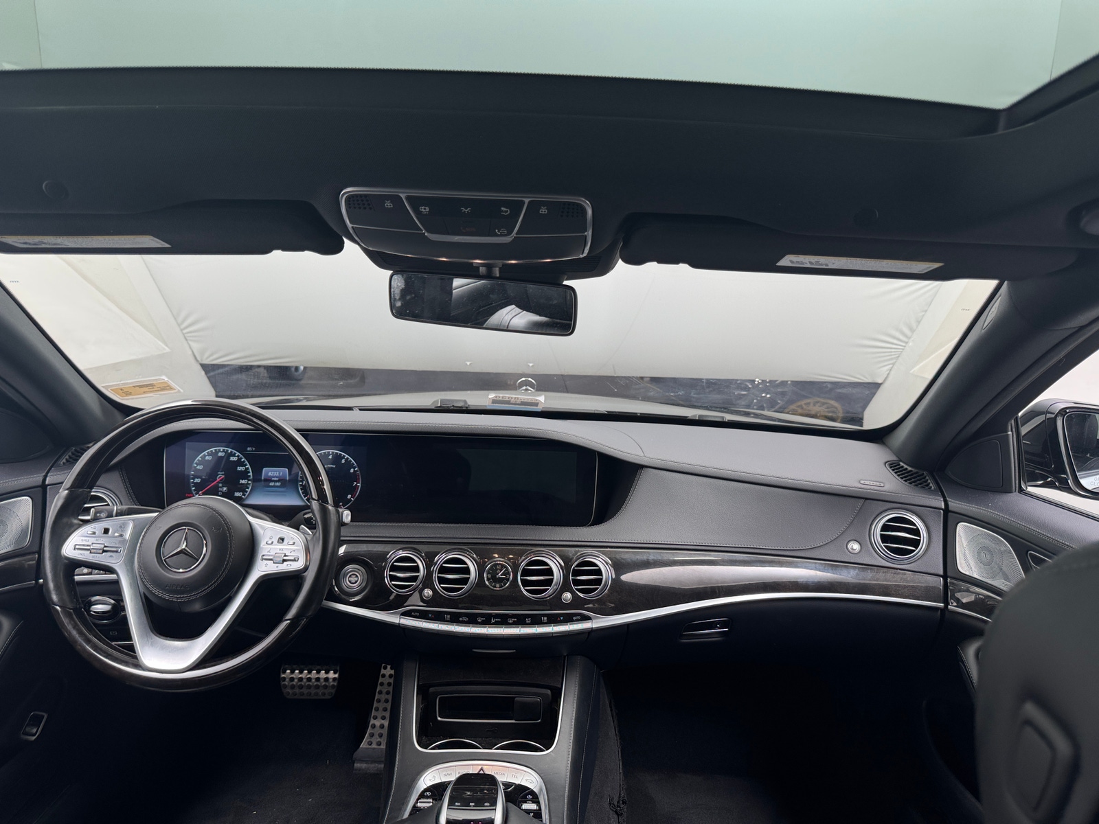 Thumbnail: 2019 Mercedes-Benz S-Class - 2