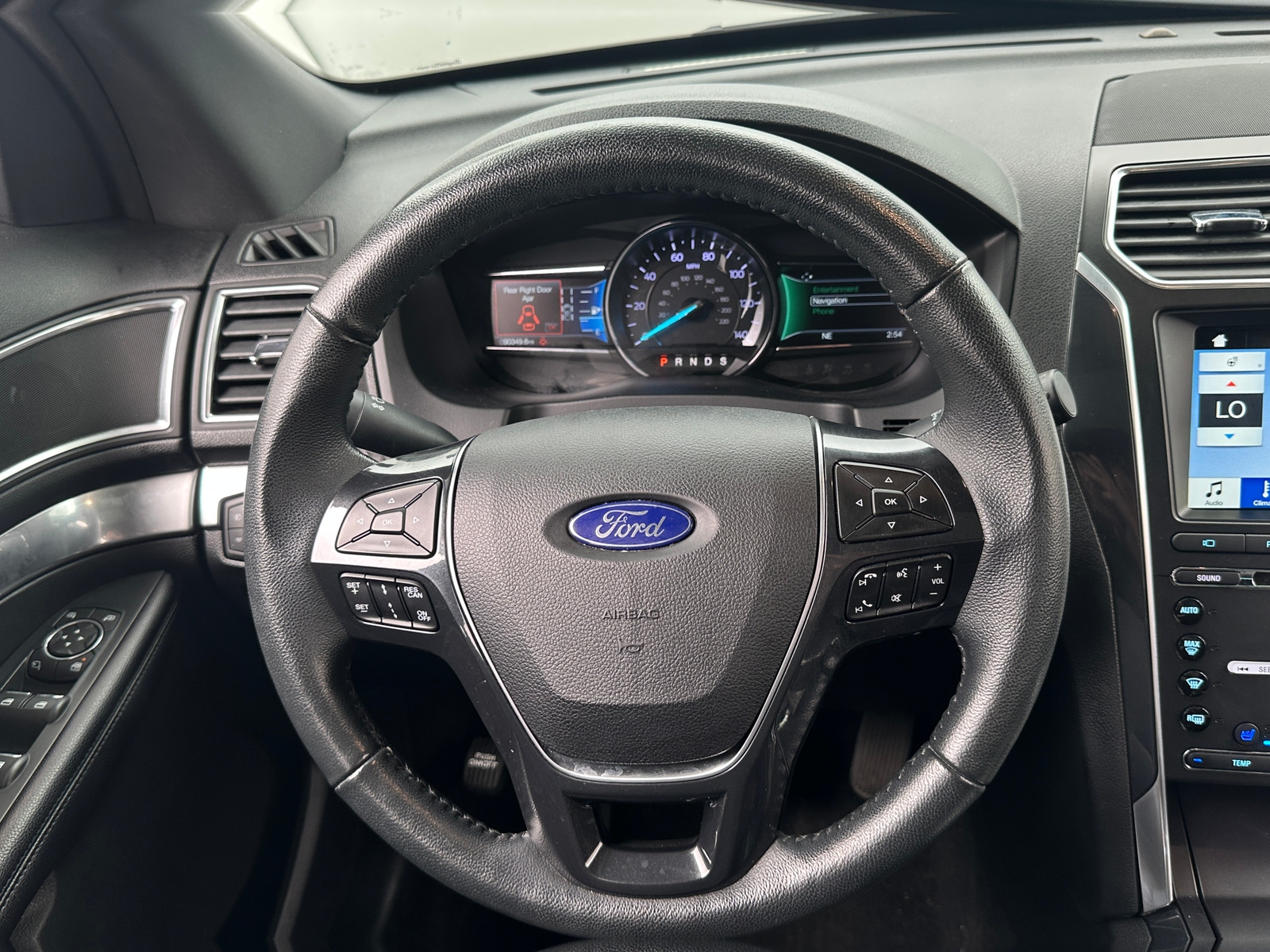 Thumbnail: 2018 Ford Explorer - 4
