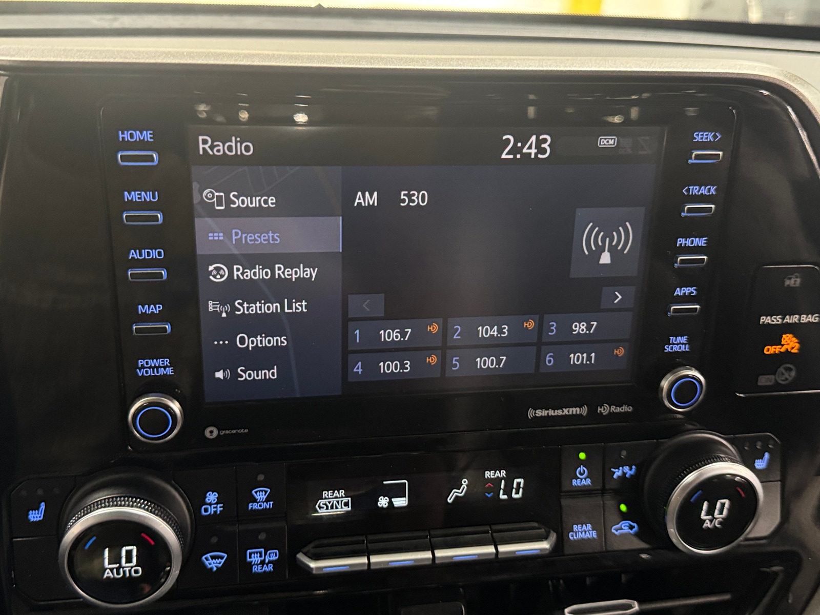 Thumbnail: 2020 Toyota Highlander - 3