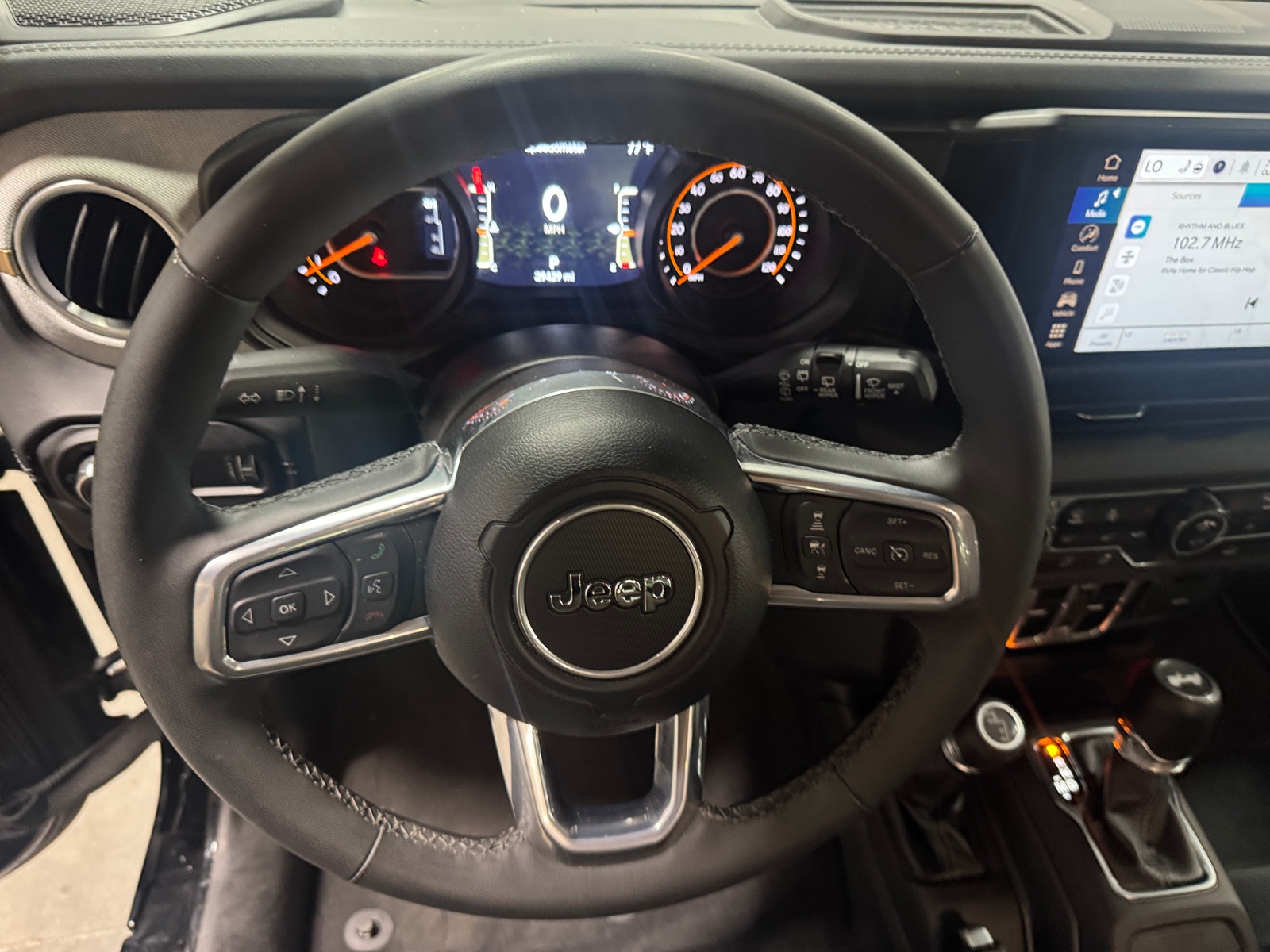 Thumbnail: 2025 Jeep Wrangler - 5