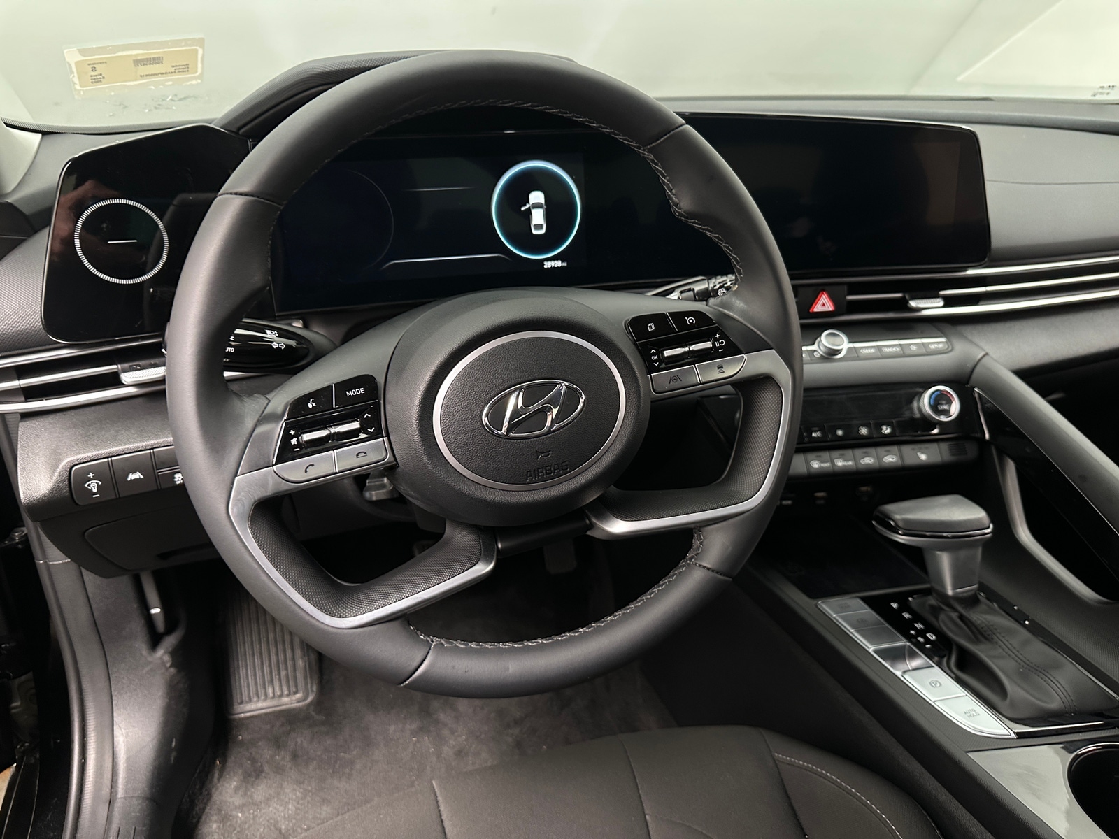 Thumbnail: 2023 Hyundai Elantra - 5