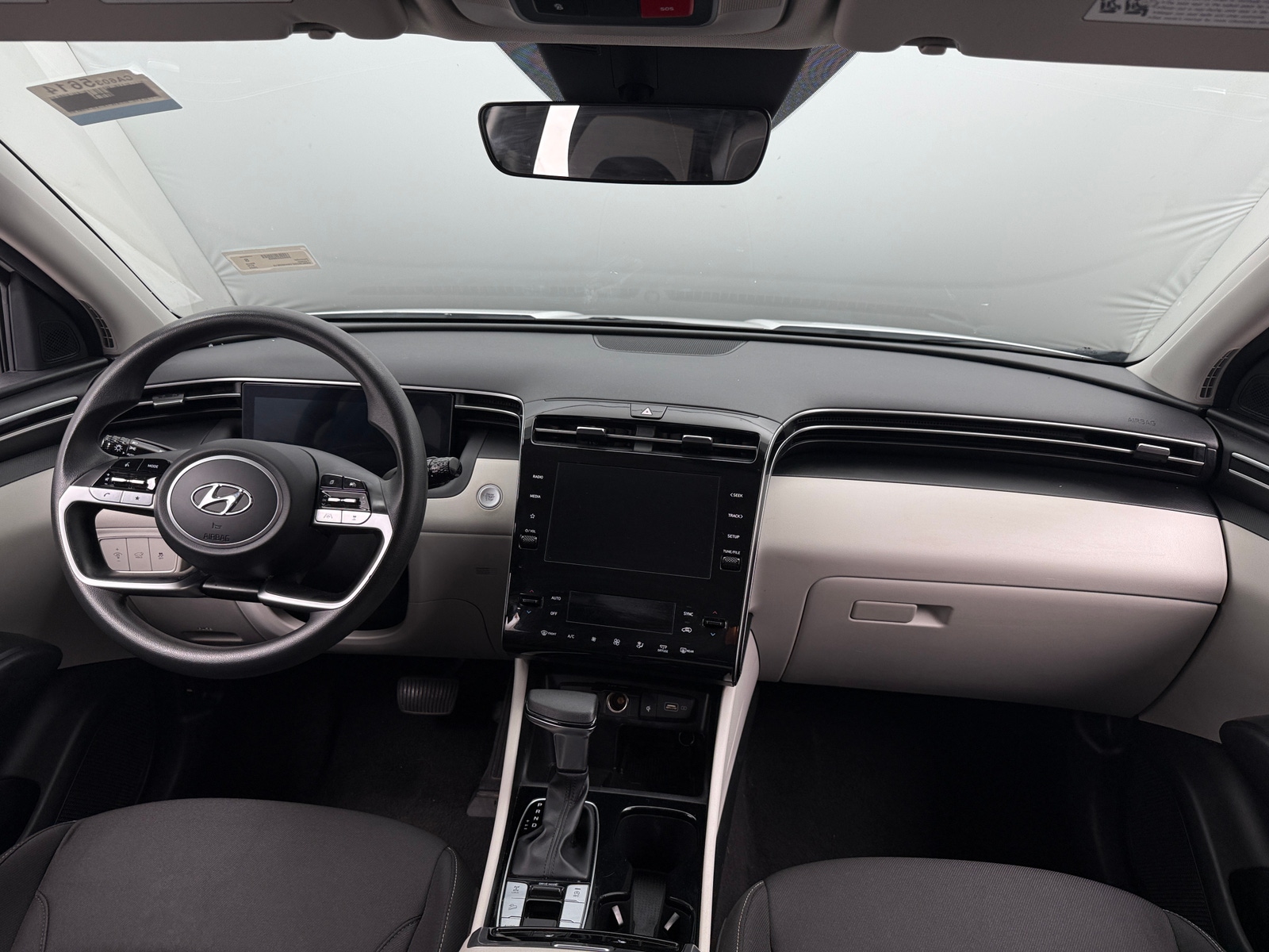 Thumbnail: 2024 Hyundai Tucson - 3
