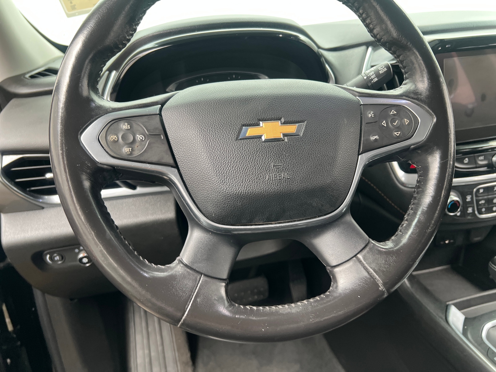 Thumbnail: 2020 Chevrolet Traverse - 4