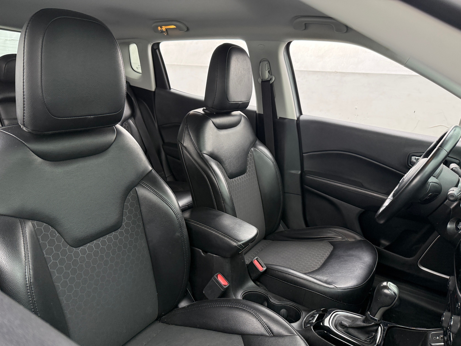 Thumbnail: 2019 Jeep Compass - 2