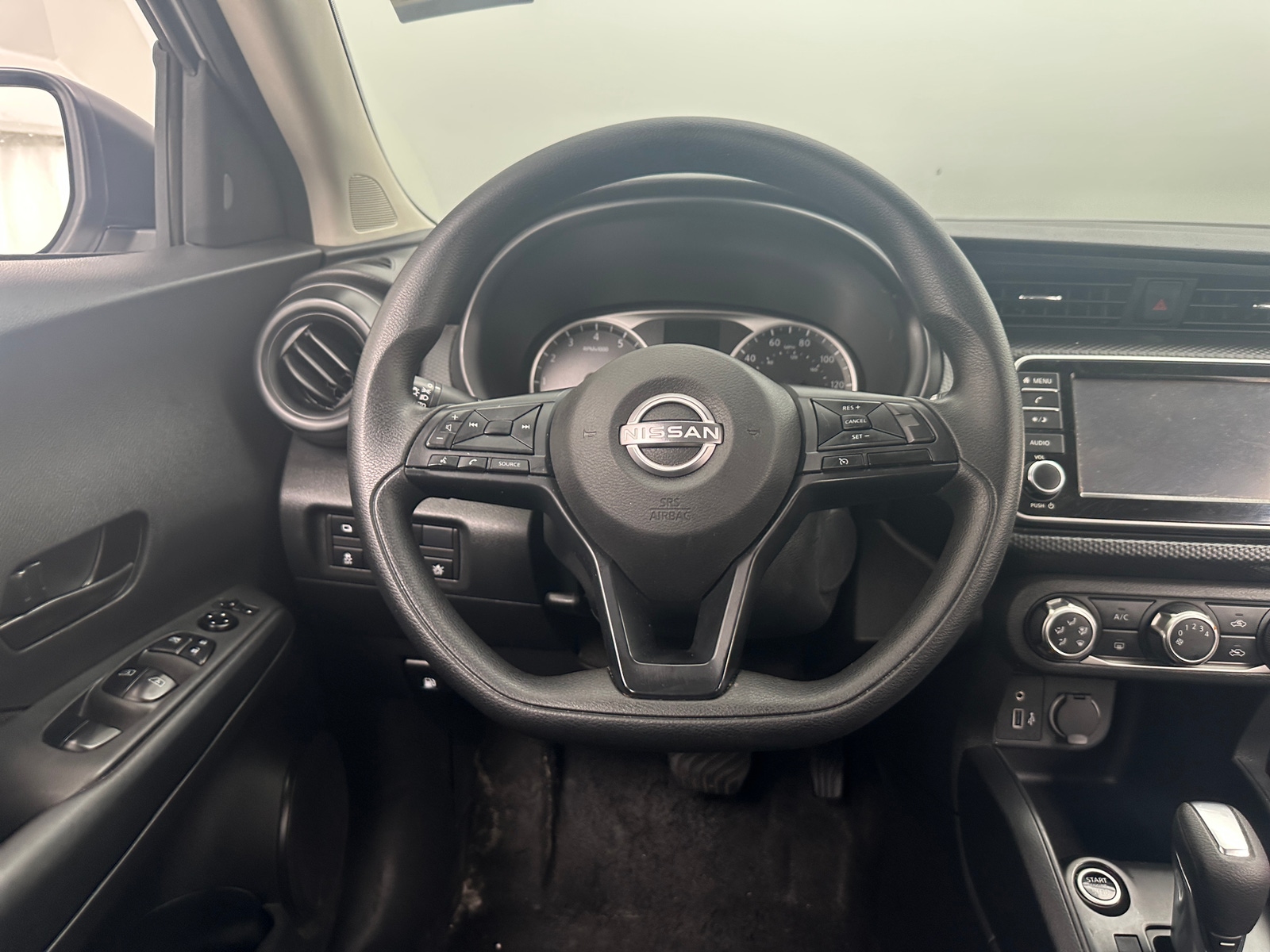 Thumbnail: 2024 Nissan Kicks - 5