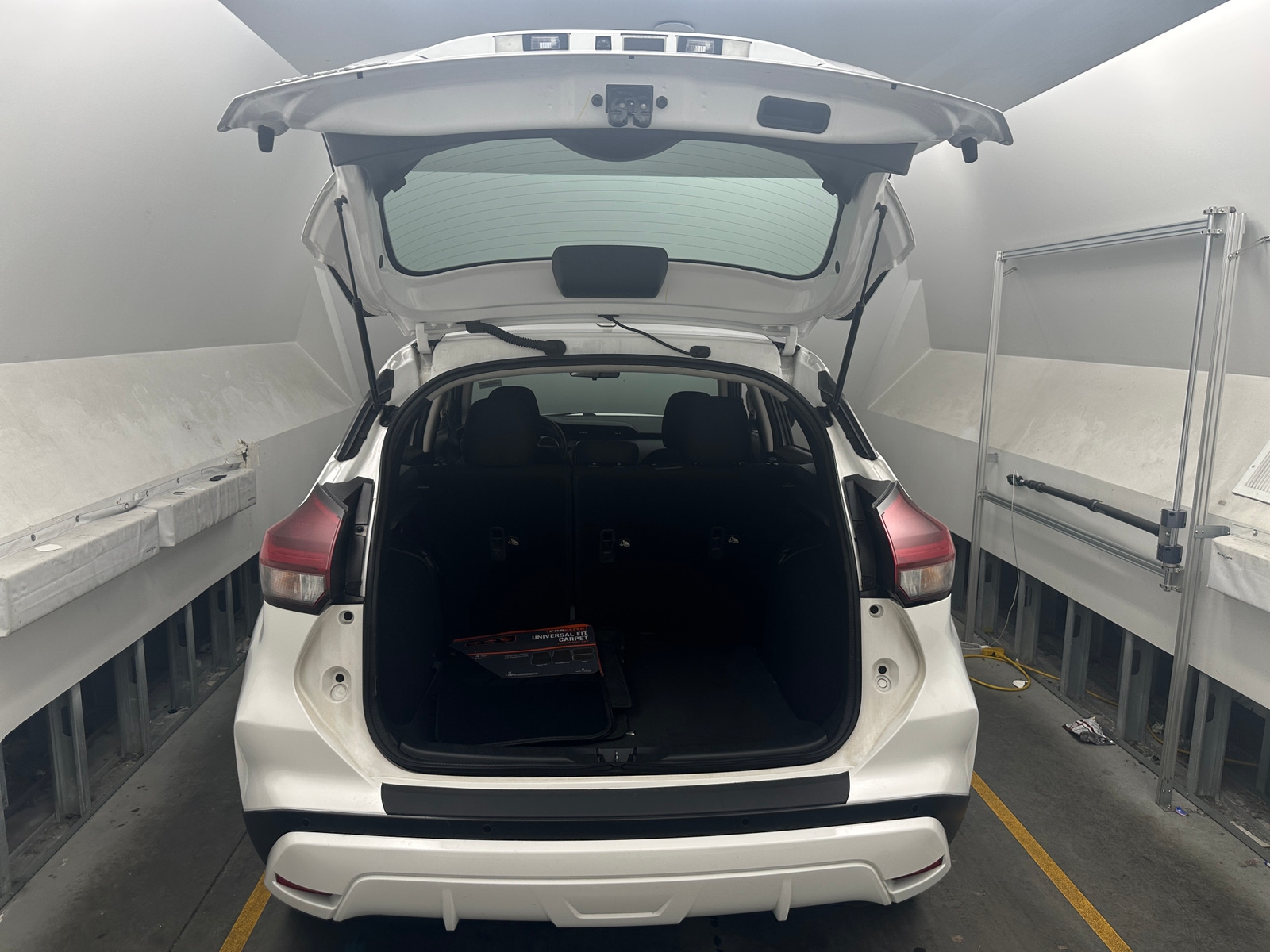 Thumbnail: 2024 Nissan Kicks - 7