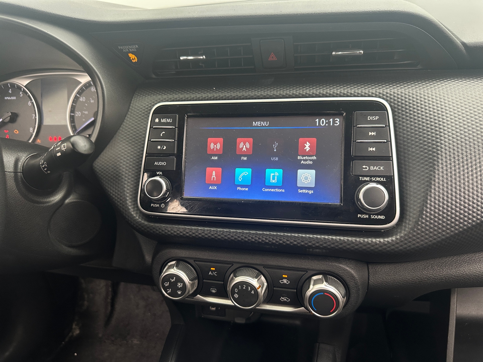 Thumbnail: 2024 Nissan Kicks - 4