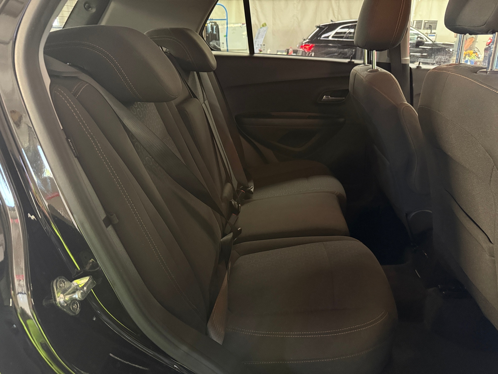Thumbnail: 2022 Chevrolet Trax - 6