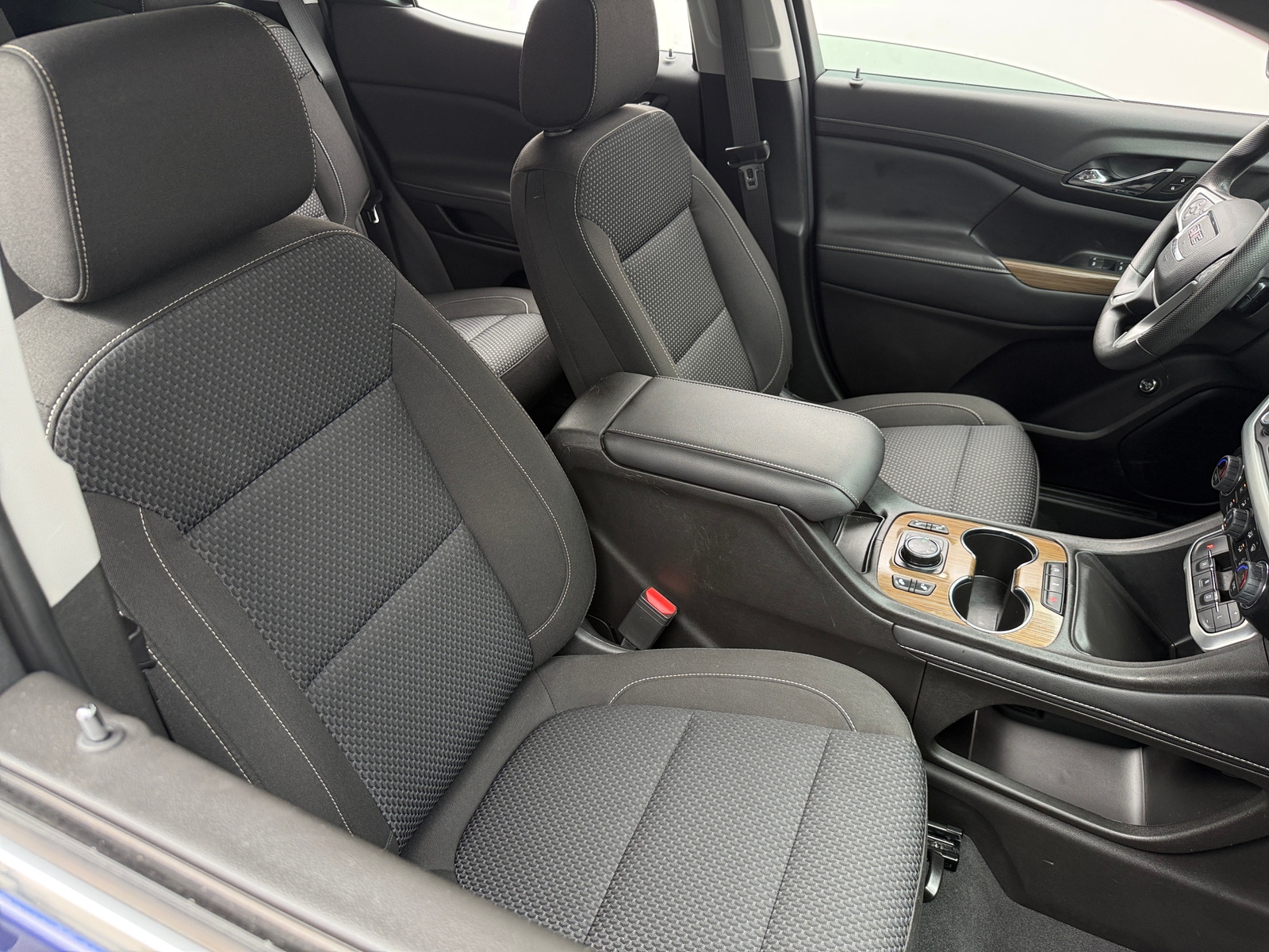 Thumbnail: 2023 GMC Acadia - 2