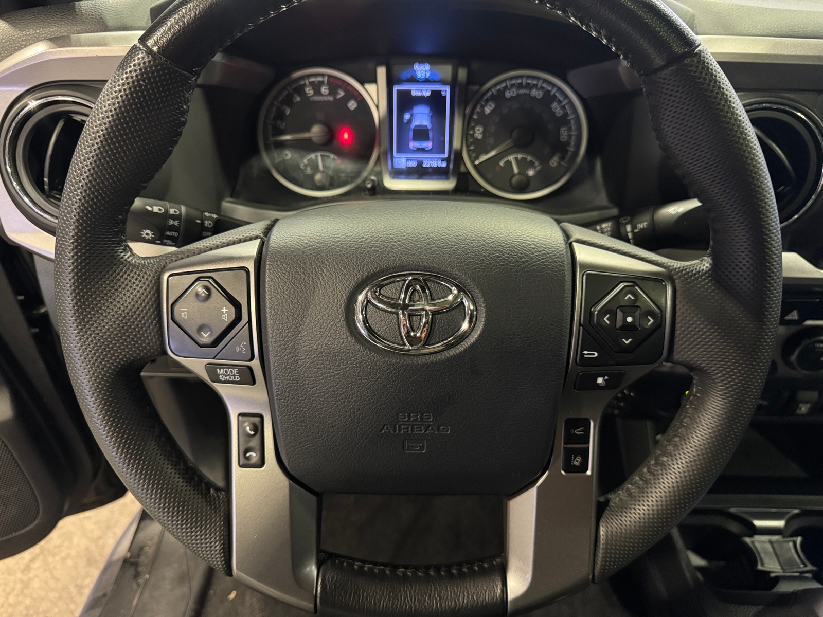 Thumbnail: 2020 Toyota Tacoma - 4