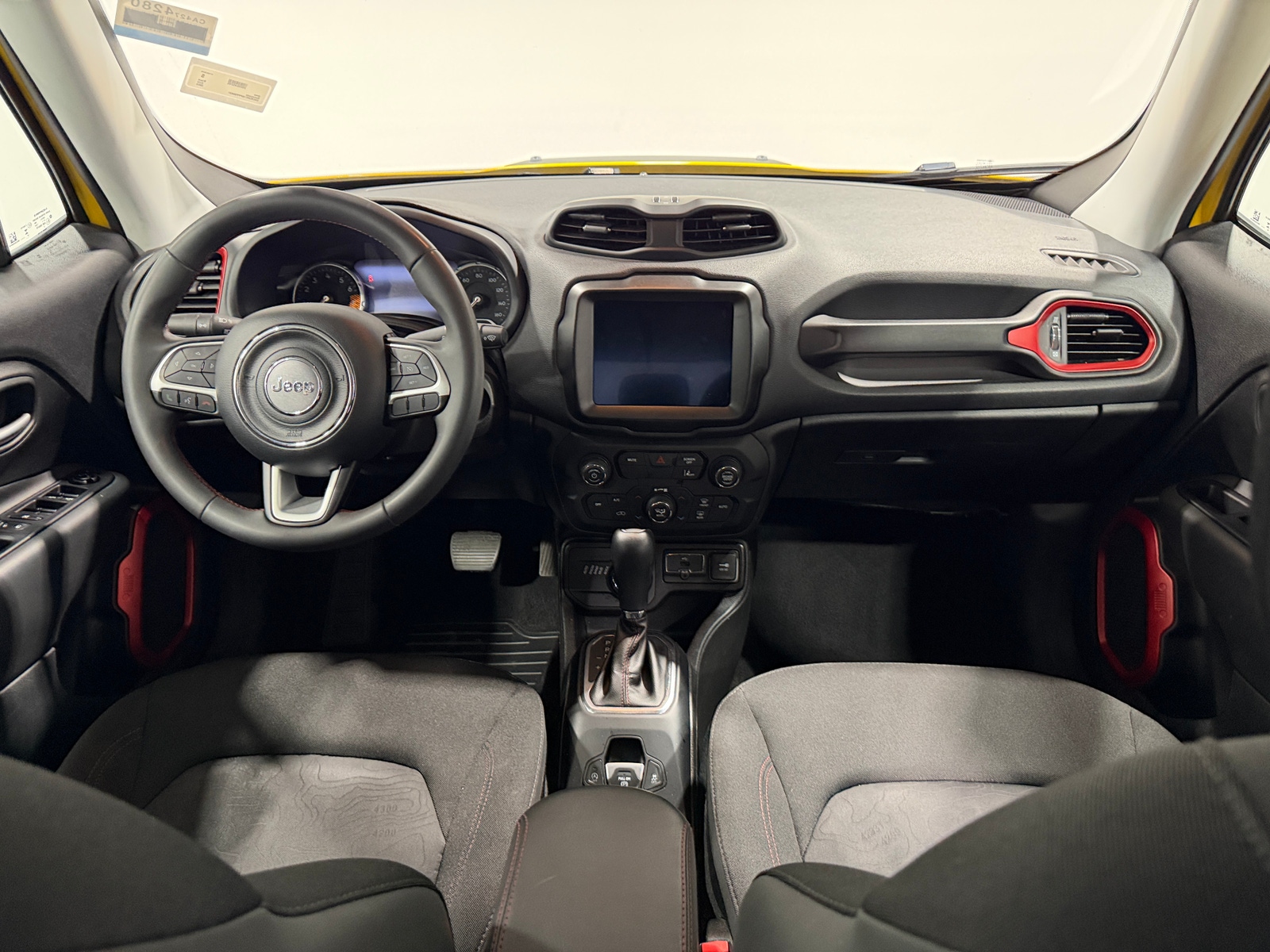 Thumbnail: 2023 Jeep Renegade - 3