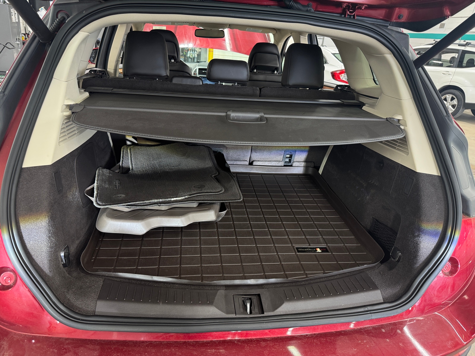 Thumbnail: 2016 Lincoln MKC - 6