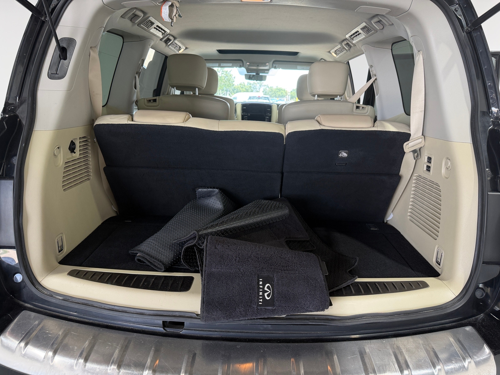Thumbnail: 2021 INFINITI QX80 - 6