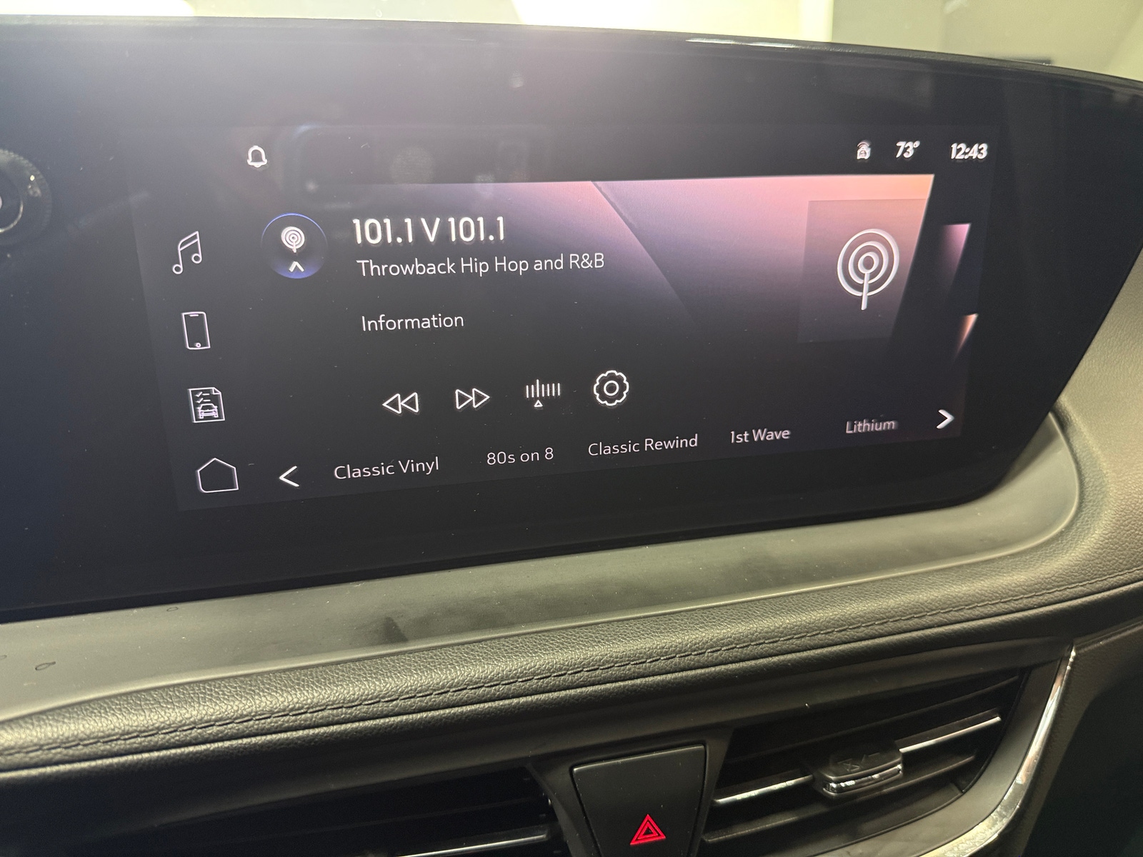 Thumbnail: 2025 Buick Encore GX - 3