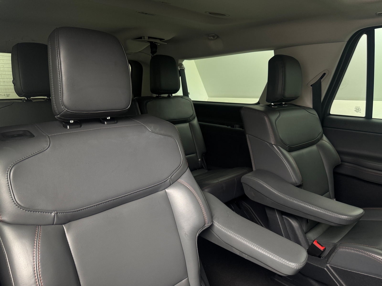 Thumbnail: 2025 Ford Expedition MAX - 5