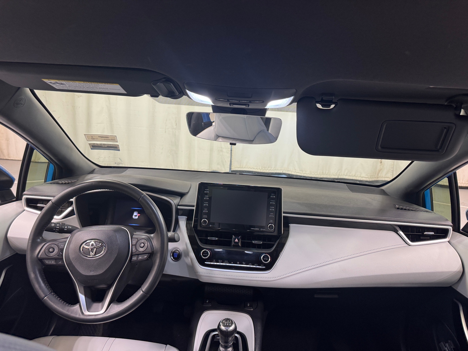 Thumbnail: 2022 Toyota Corolla - 3