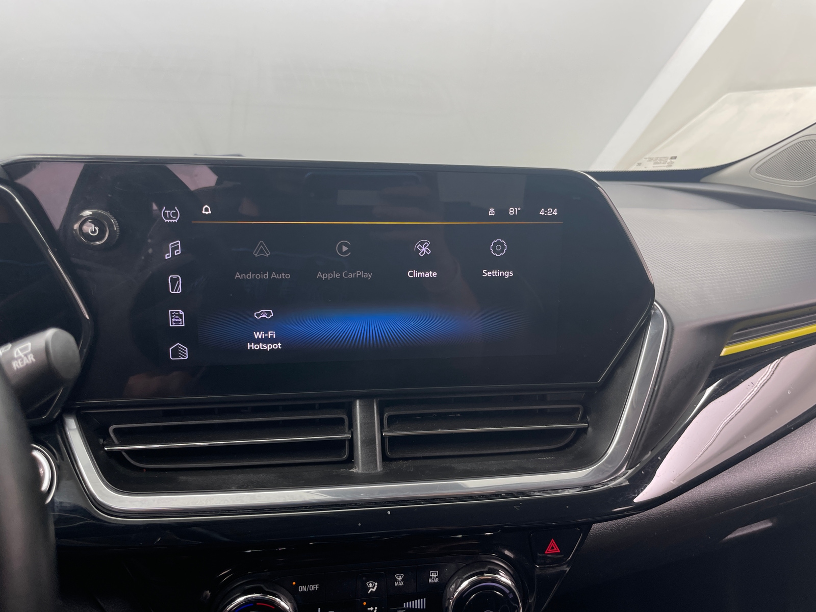 Thumbnail: 2025 Chevrolet Trax - 3