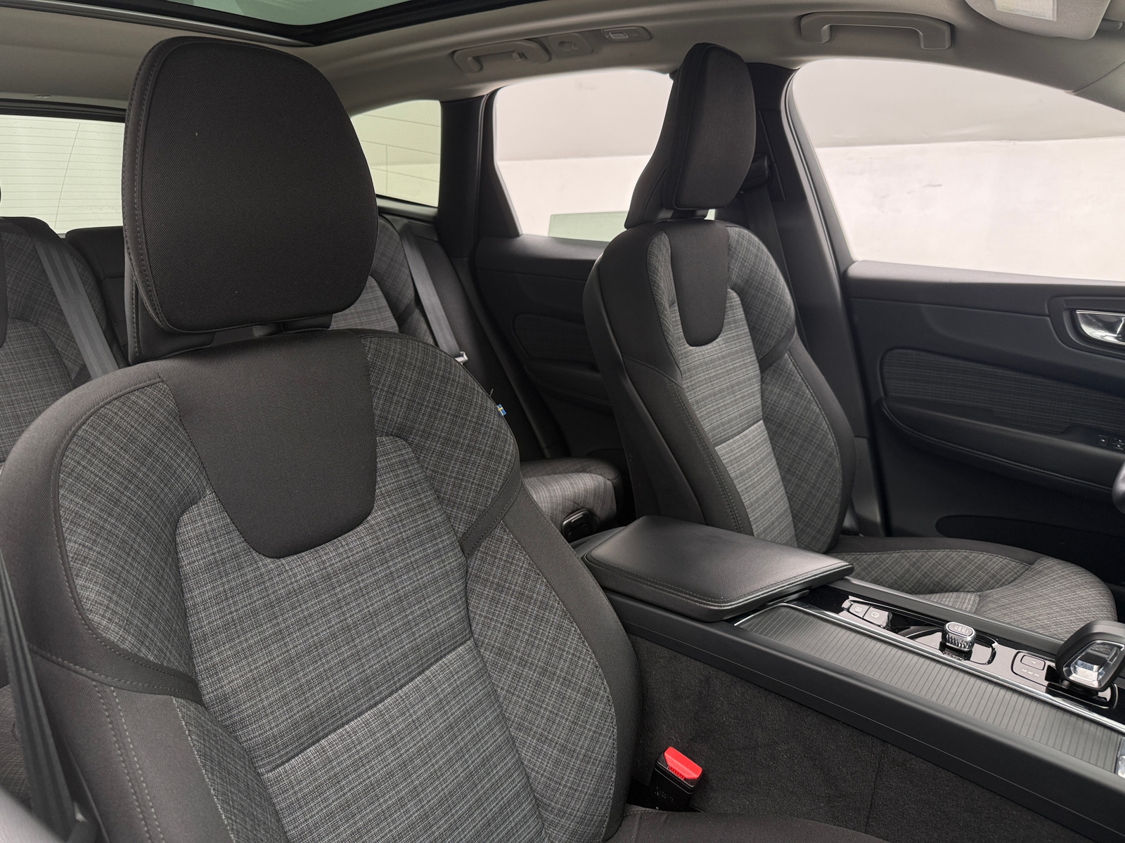 Thumbnail: 2023 Volvo XC60 - 2