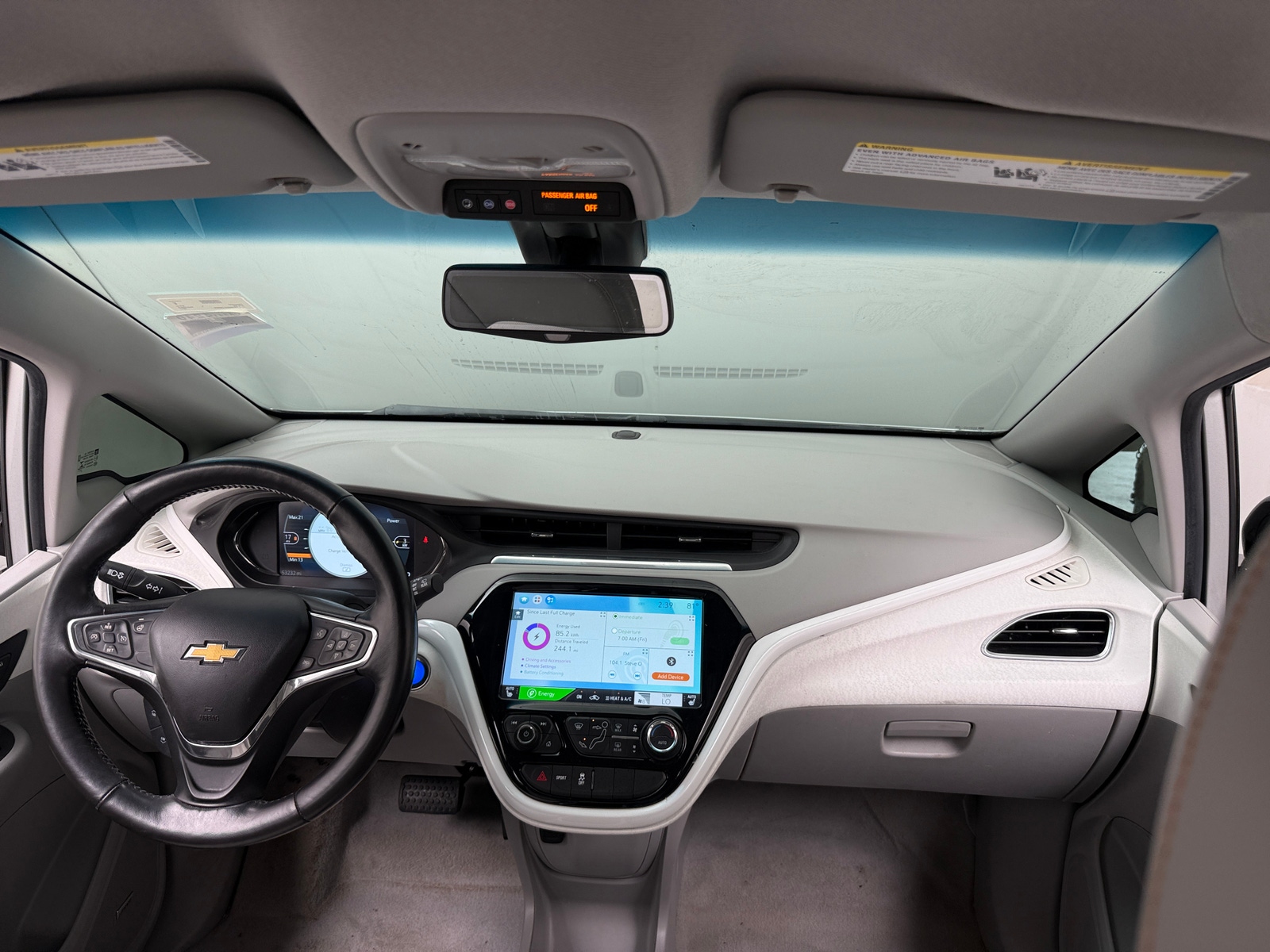 Thumbnail: 2017 Chevrolet Bolt EV - 2