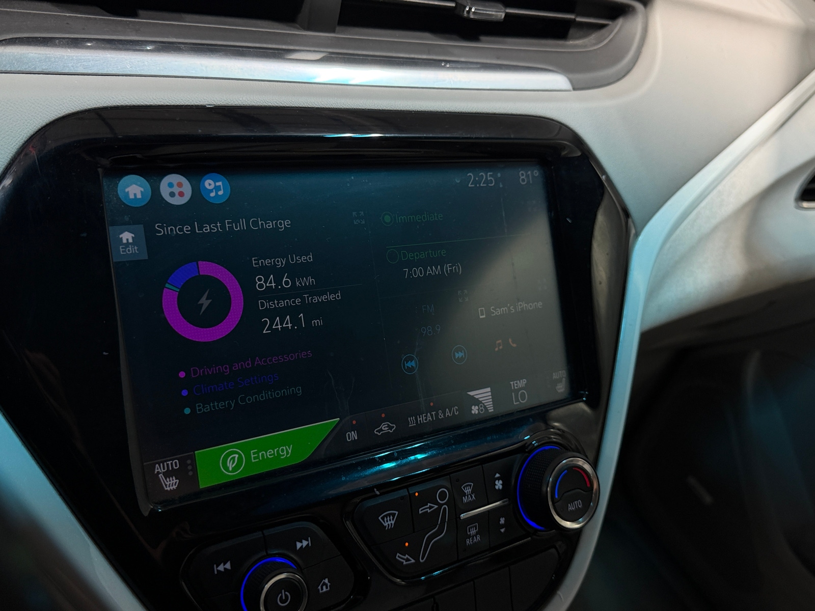 Thumbnail: 2017 Chevrolet Bolt EV - 3