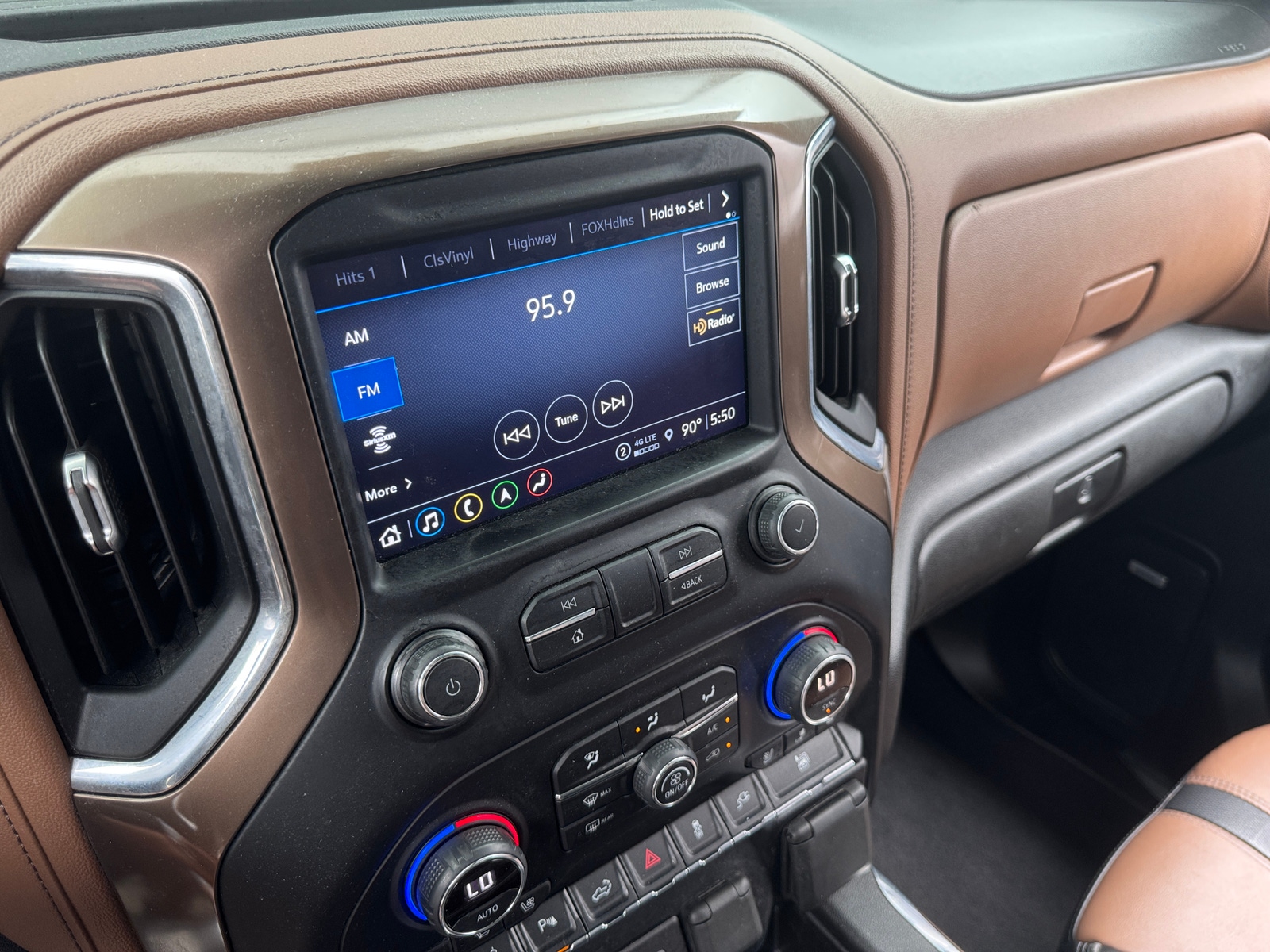Thumbnail: 2021 Chevrolet Silverado 3500 - 3