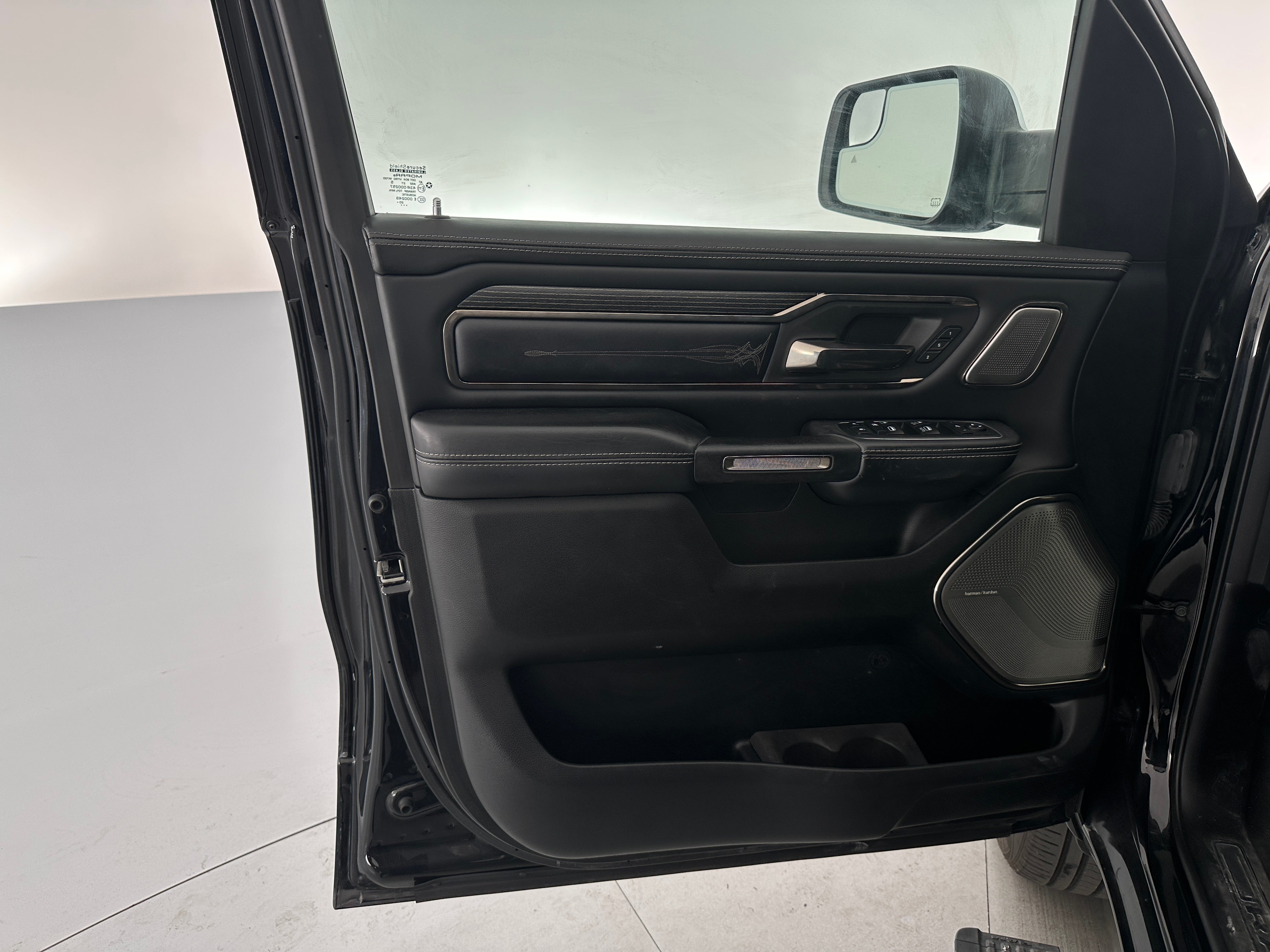 2021 RAM Ram 1500 Pickup Limited - Photo 6
