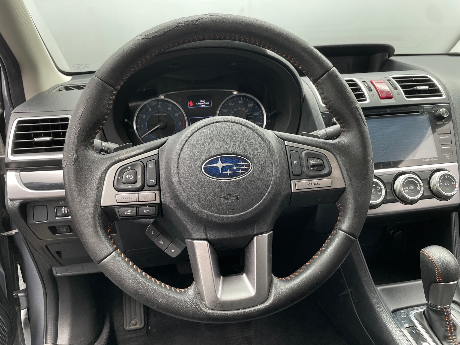 Thumbnail: 2017 Subaru Crosstrek - 4
