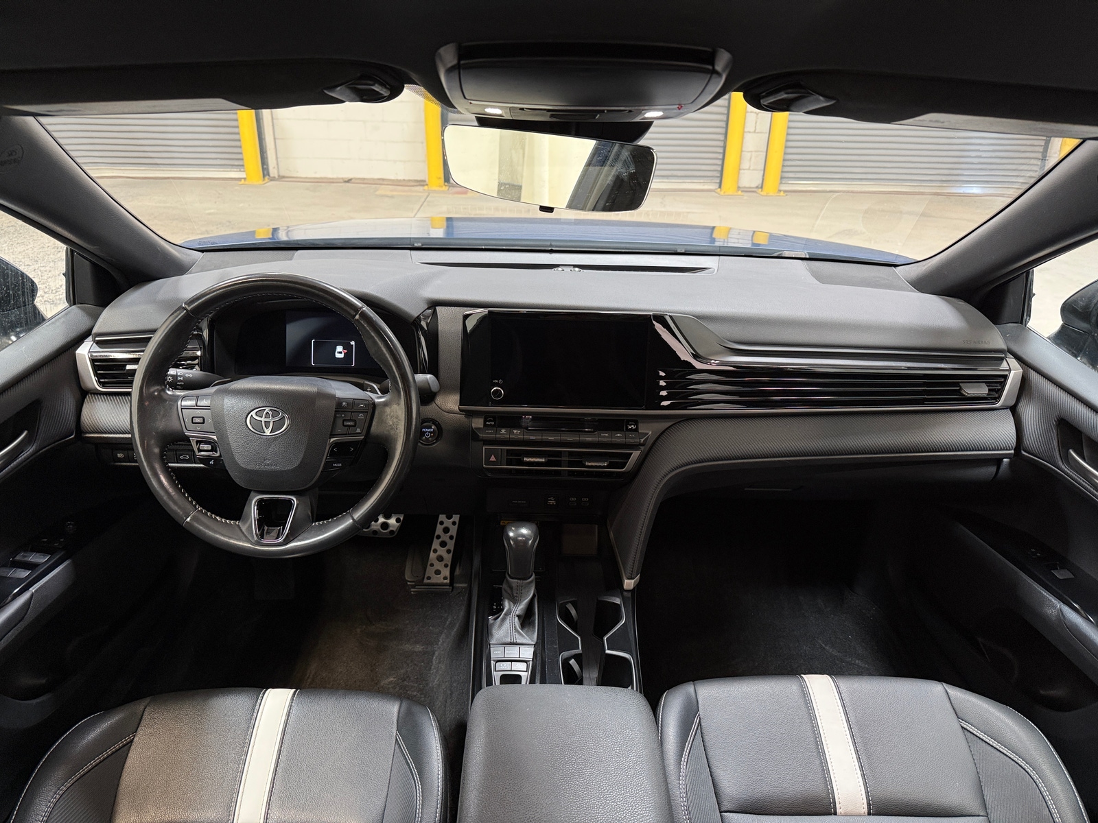 Thumbnail: 2025 Toyota Camry - 3