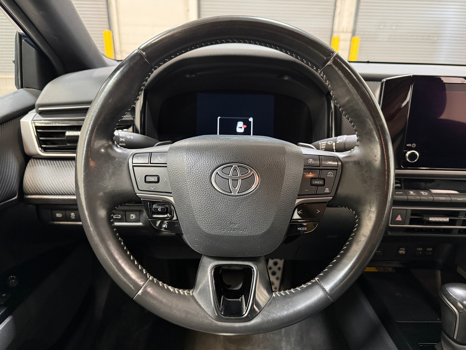 Thumbnail: 2025 Toyota Camry - 5