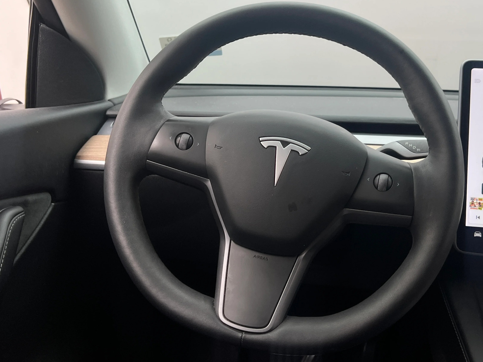 Thumbnail: 2022 Tesla Model Y - 4