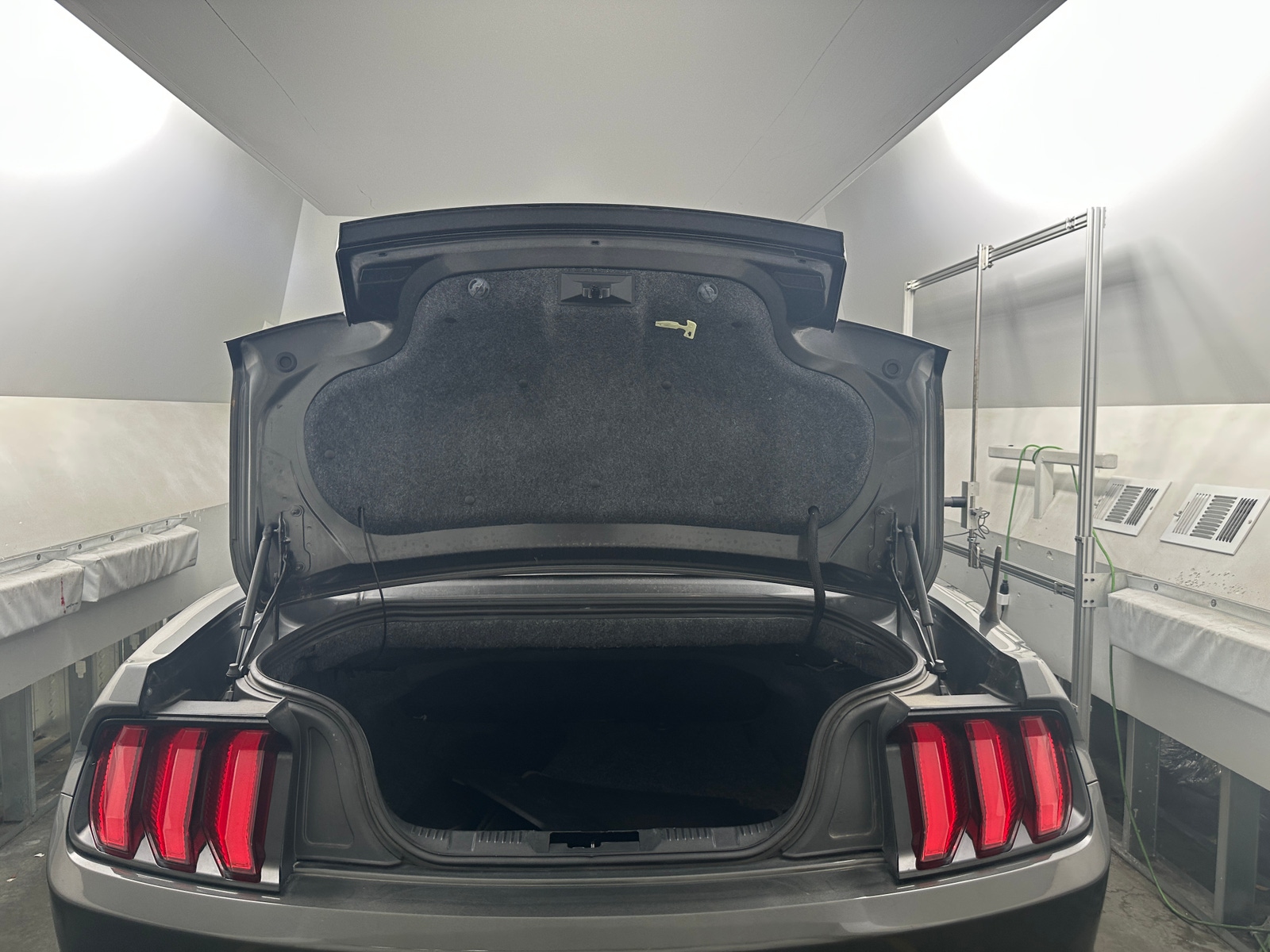 Thumbnail: 2019 Ford Mustang - 7