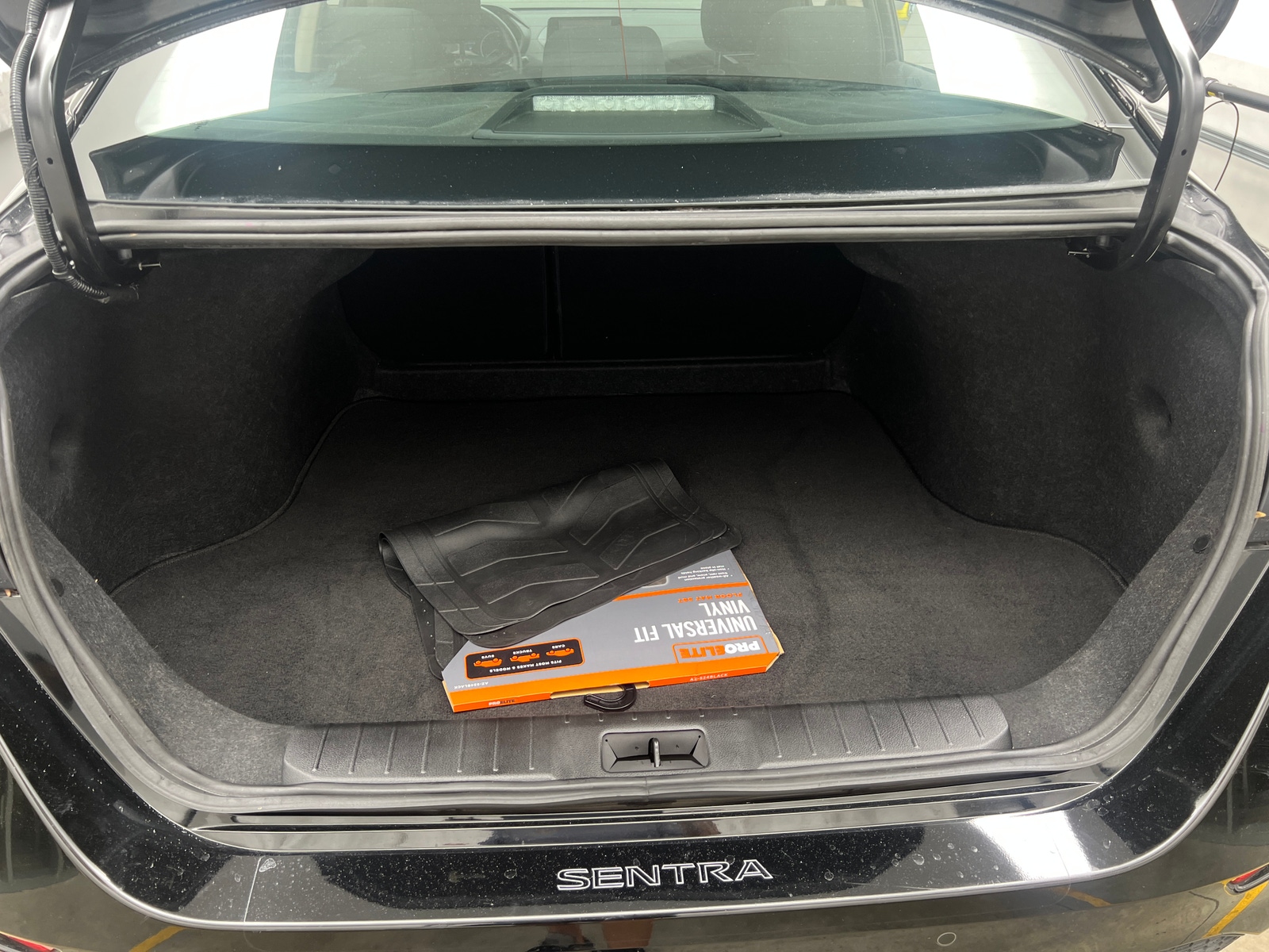 Thumbnail: 2023 Nissan Sentra - 7