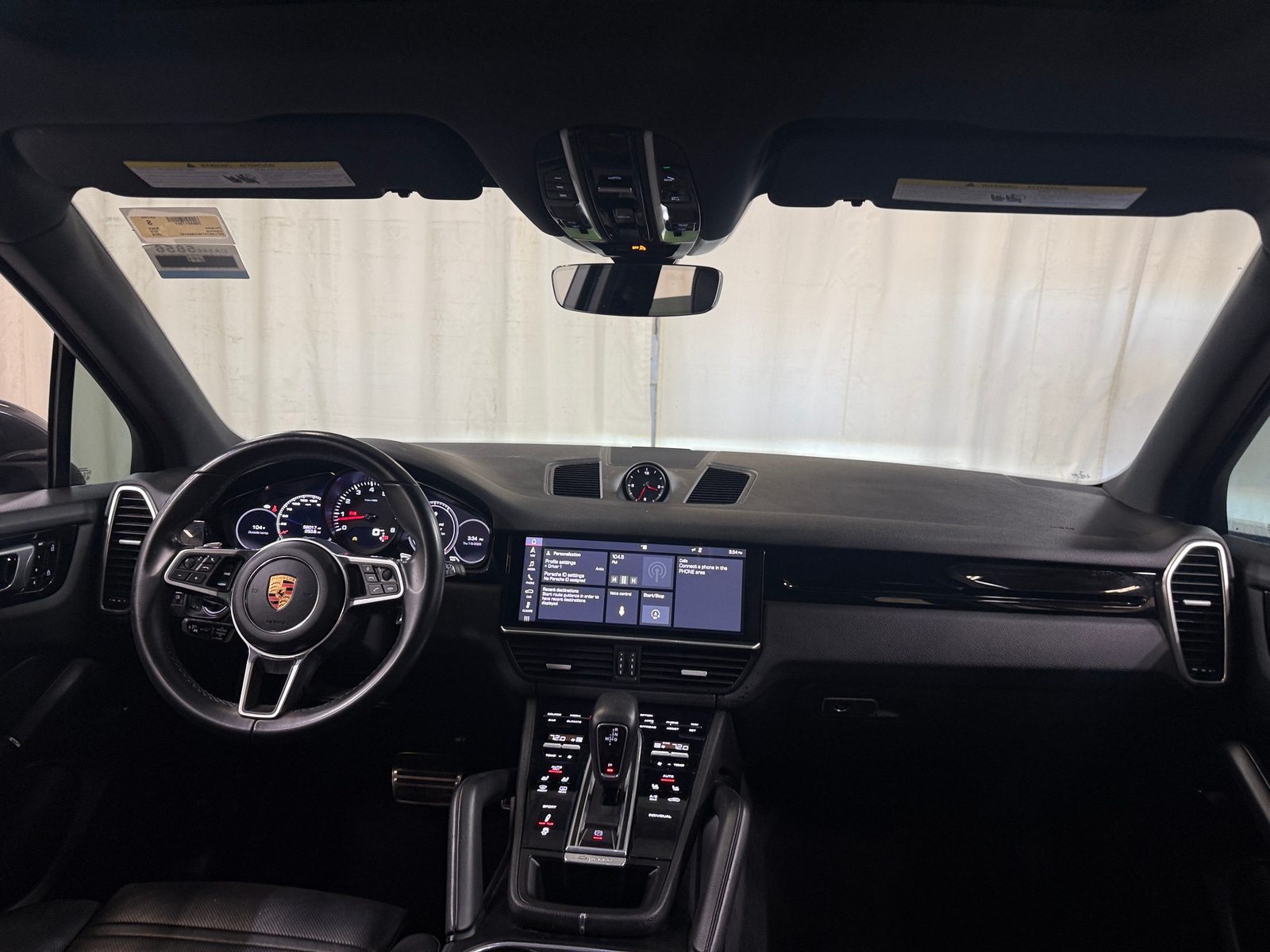Thumbnail: 2019 Porsche Cayenne - 2