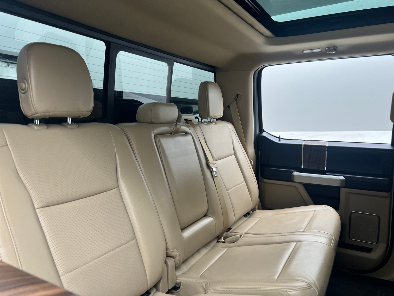 Thumbnail: 2017 Ford Econoline - 5