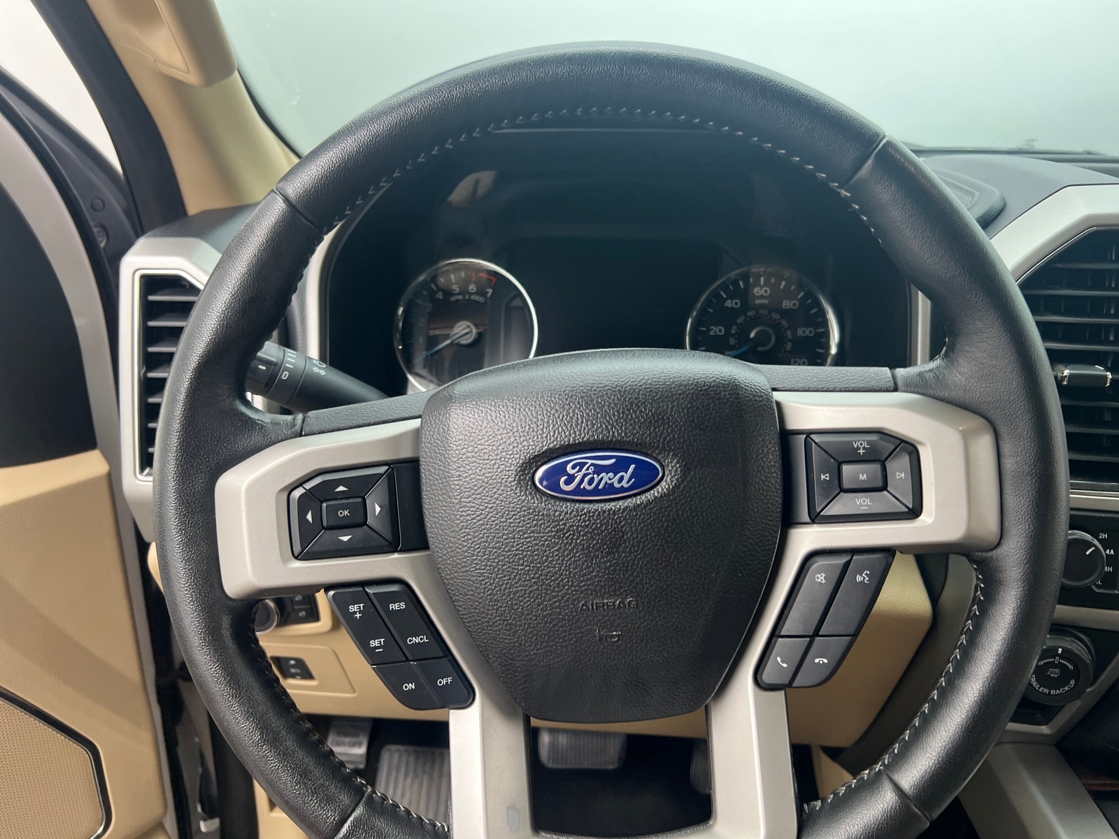 Thumbnail: 2017 Ford Econoline - 4