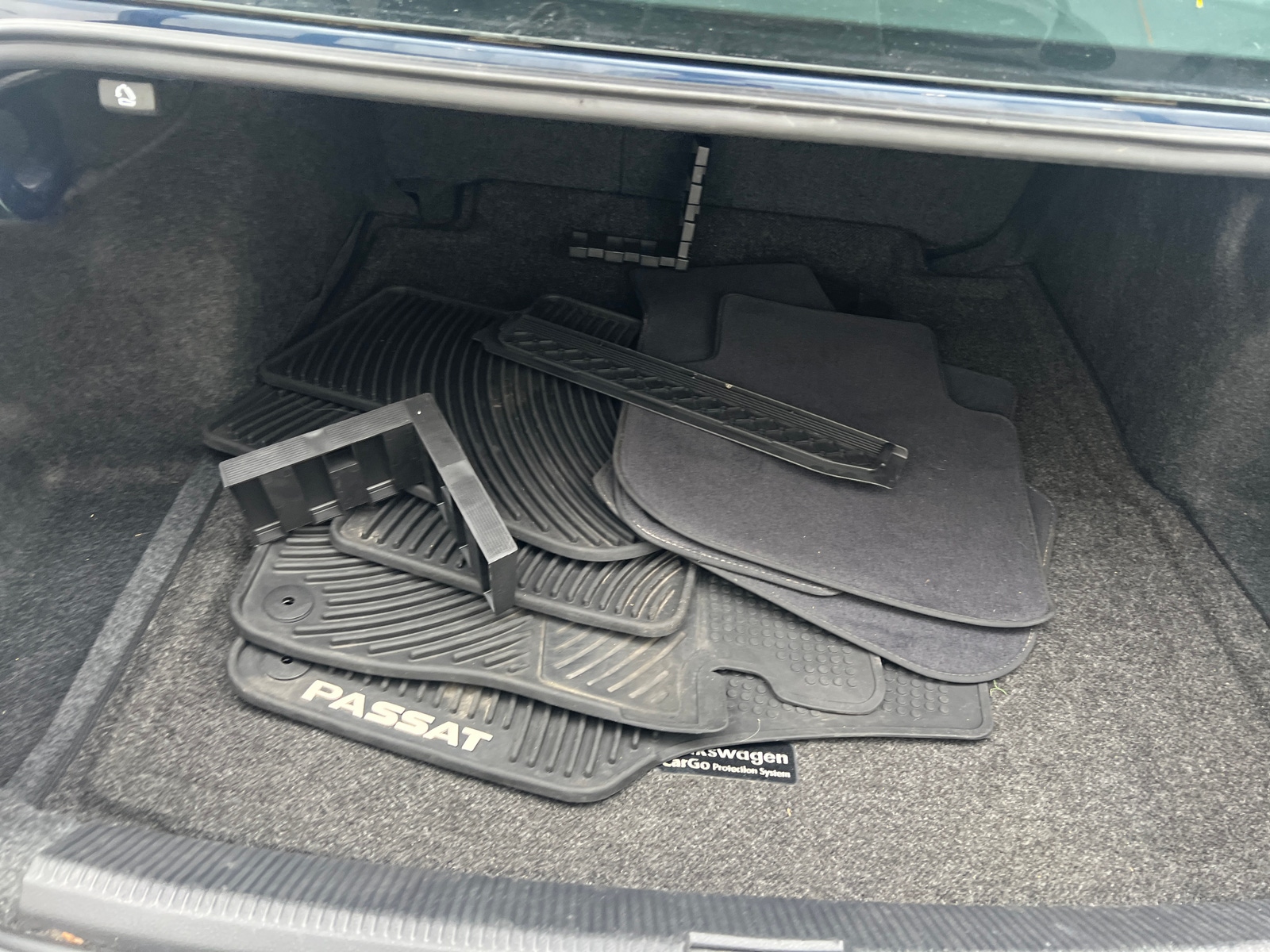 Thumbnail: 2018 Volkswagen Passat - 6
