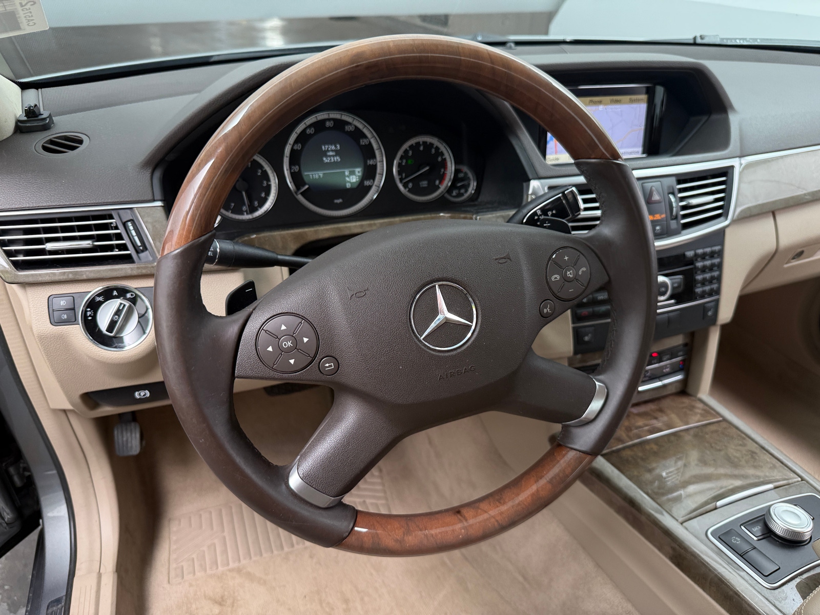 Thumbnail: 2010 Mercedes-Benz E-Class - 4