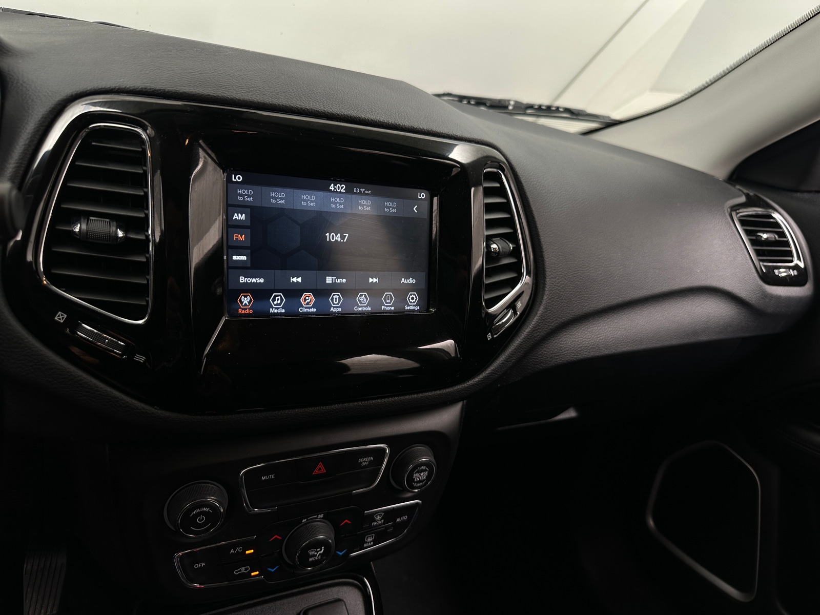 Thumbnail: 2021 Jeep Compass - 4