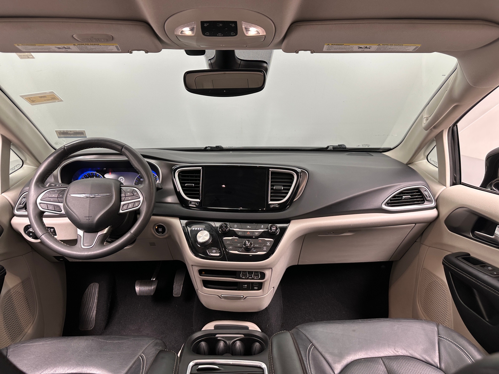 Thumbnail: 2022 Chrysler Pacifica - 2