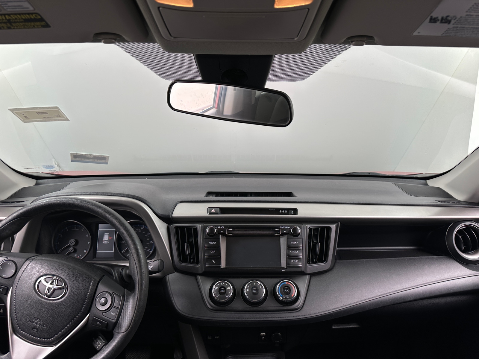 Thumbnail: 2017 Toyota RAV4 - 3