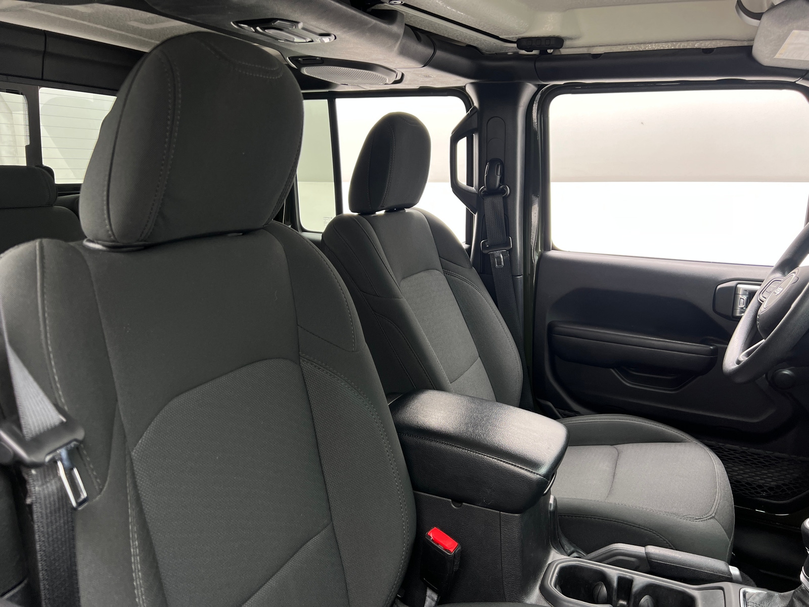 Thumbnail: 2021 Jeep Gladiator - 2