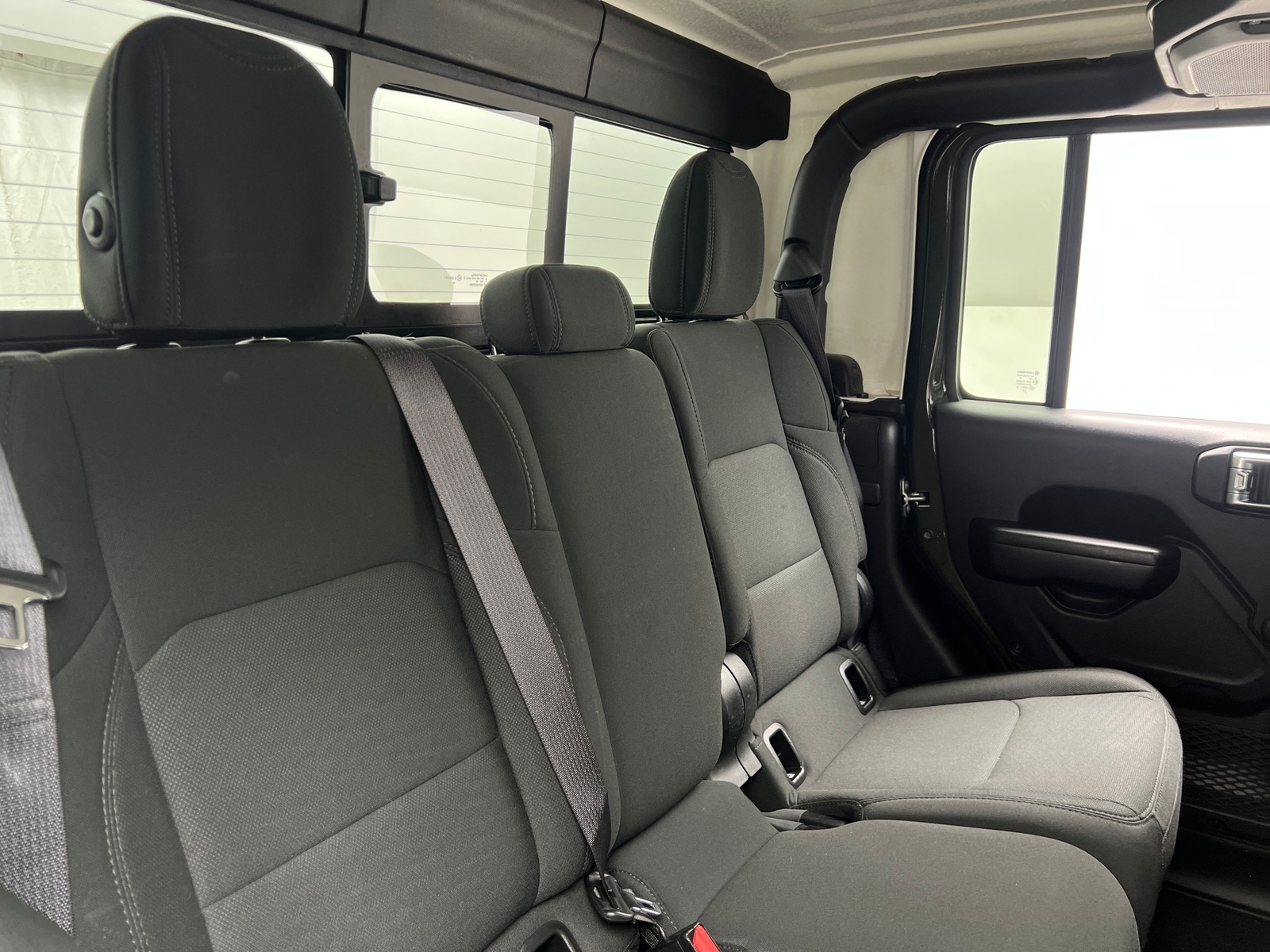 Thumbnail: 2021 Jeep Gladiator - 6