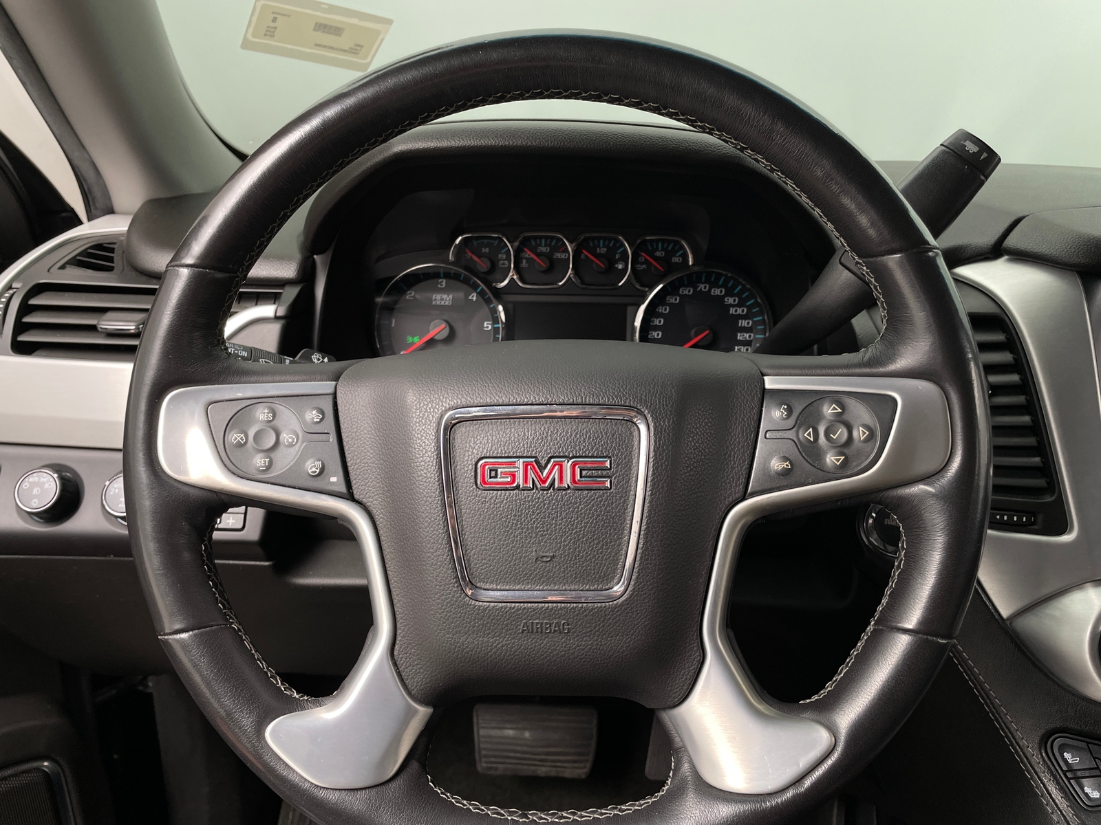 Thumbnail: 2018 GMC Yukon - 4