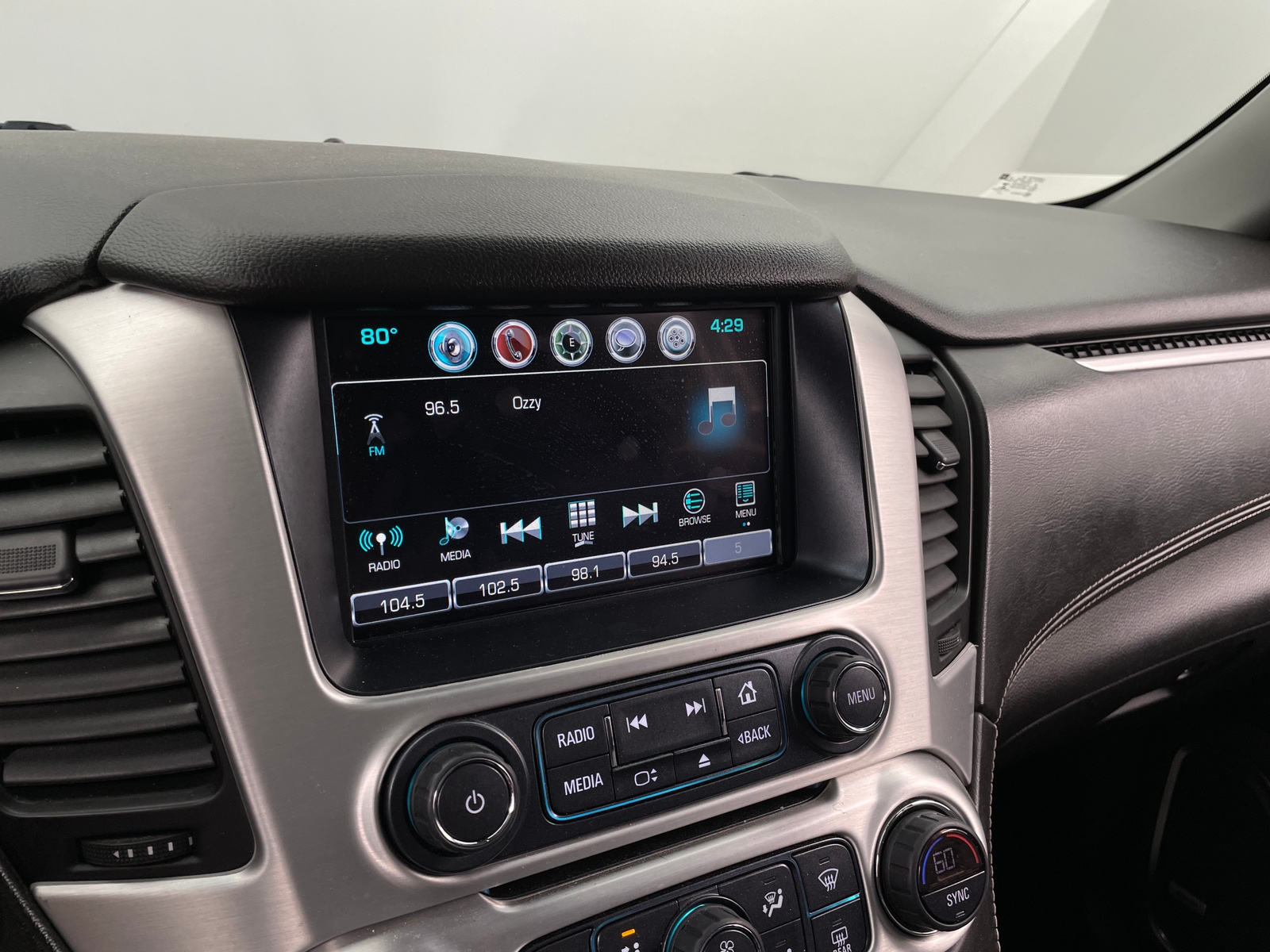 Thumbnail: 2018 GMC Yukon - 3