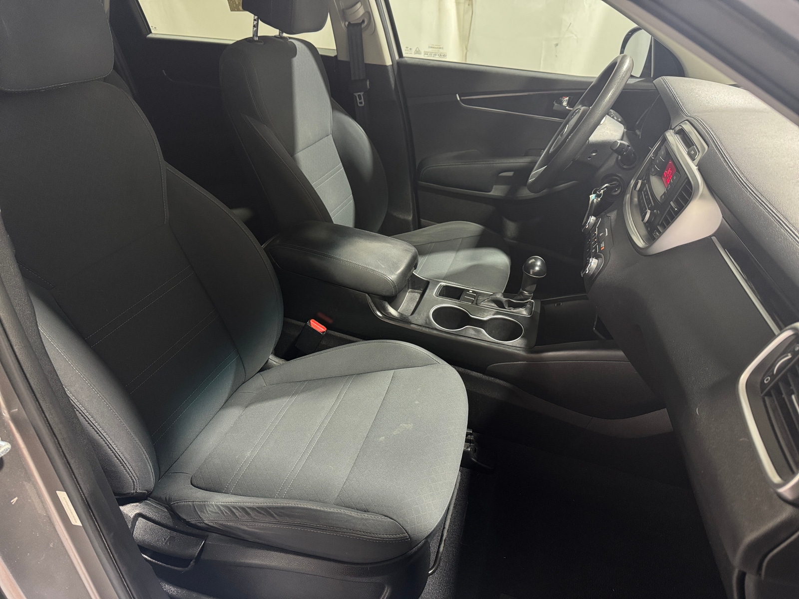 Thumbnail: 2017 Kia Sorento - 2